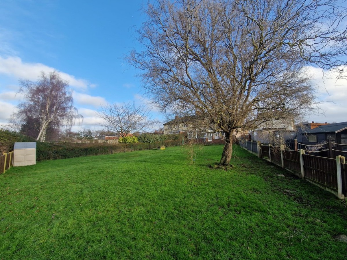 Arundel Crescent , Treeton