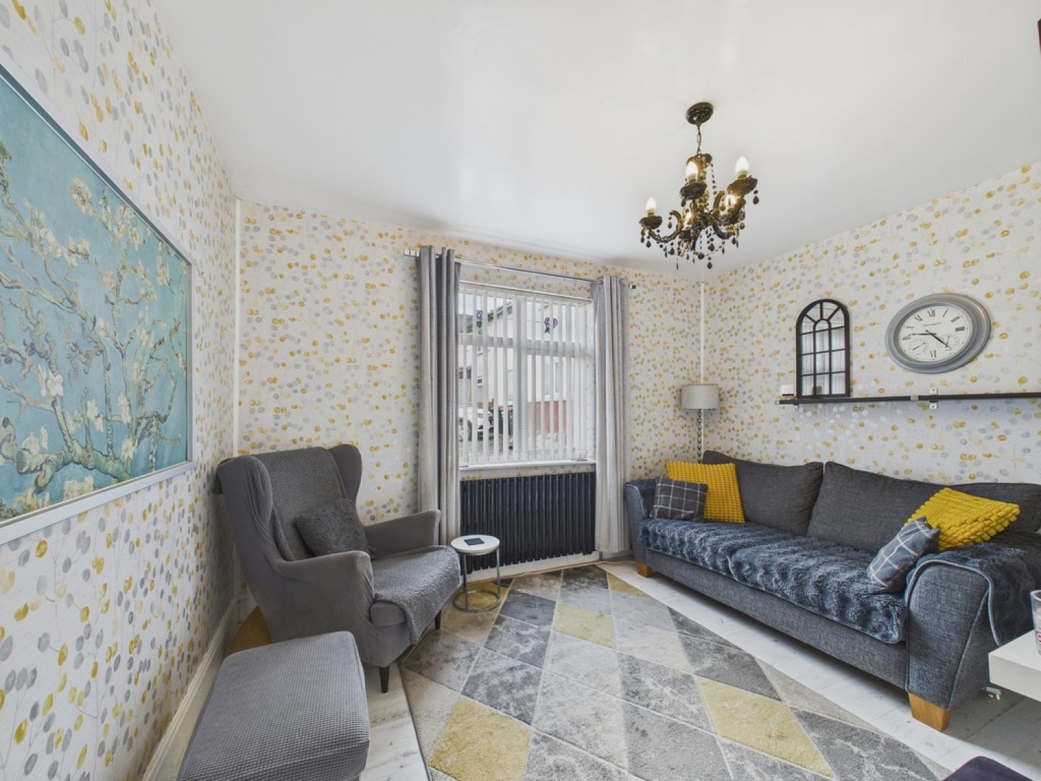 3 bedroom House in Arundel Crescent , Treeton