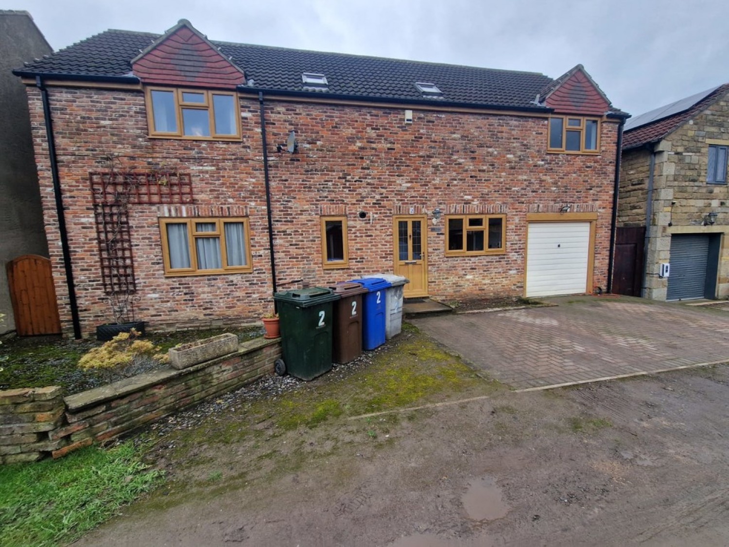 Lane End Mews, High Street , Thurnscoe