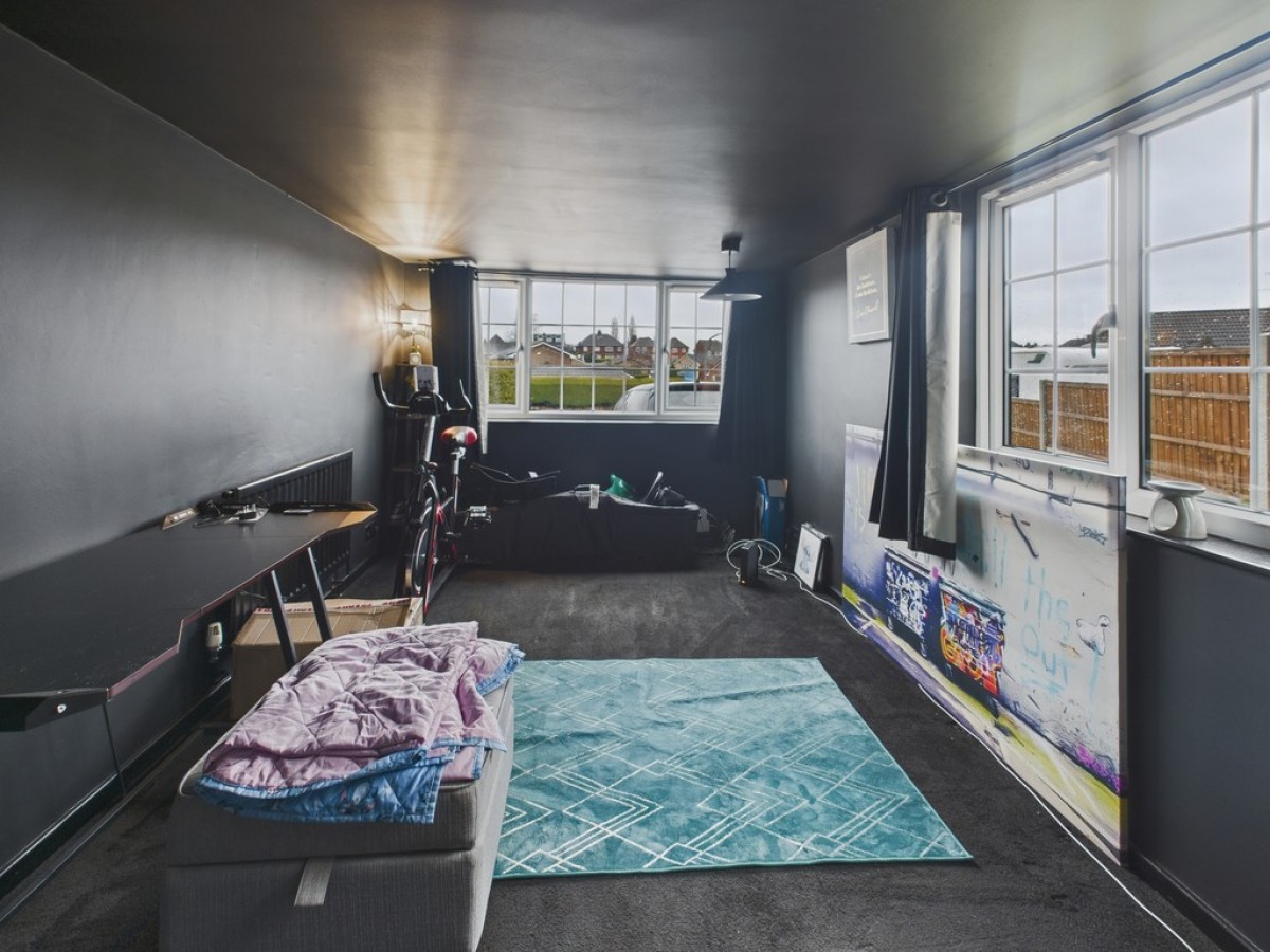 Cromford Drive, Staveley