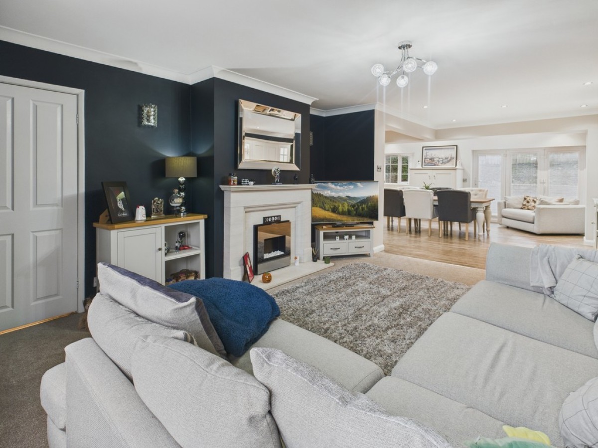 Cromford Drive, Staveley