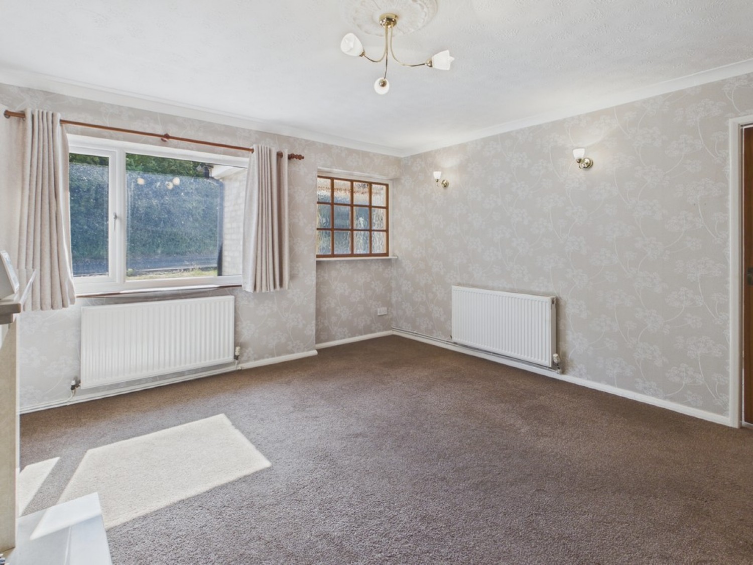 2 bedroom Bungalow for Sale Bamford Road, Inkersall, Chesterfield