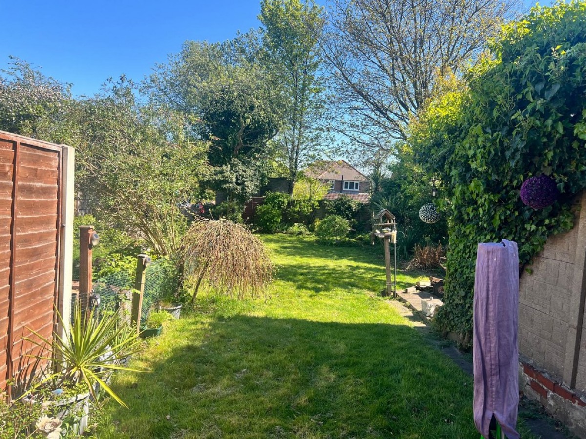 Sandringham Avenue, Whiston