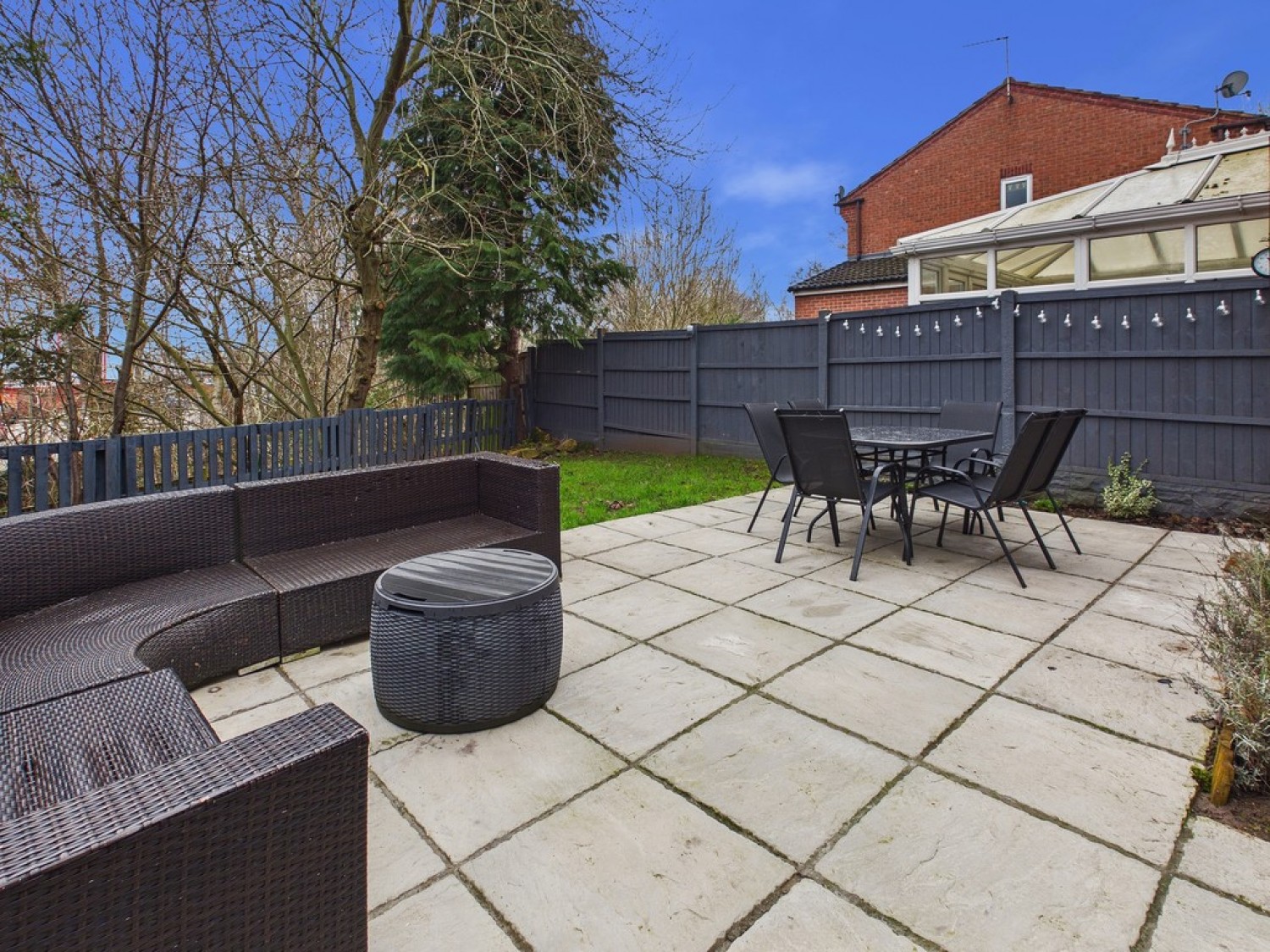 2 bedroom House in Farnon Close, Chesterfield