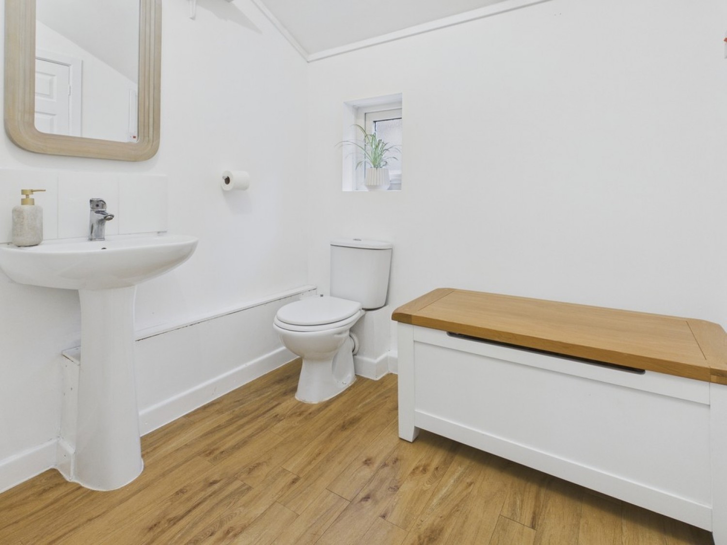 3 bedroom House in Worksop Road, Mastin Moor