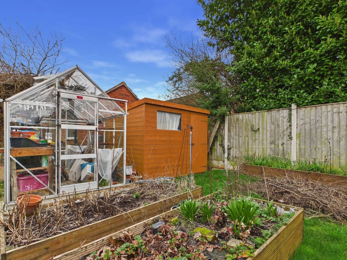 Moorland View Road, Walton, Chesterfield