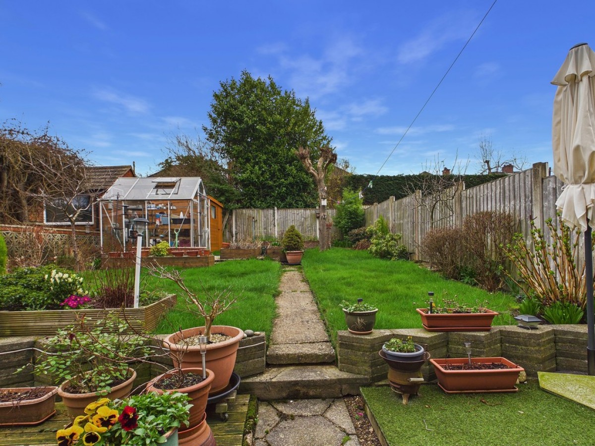 Moorland View Road, Walton, Chesterfield