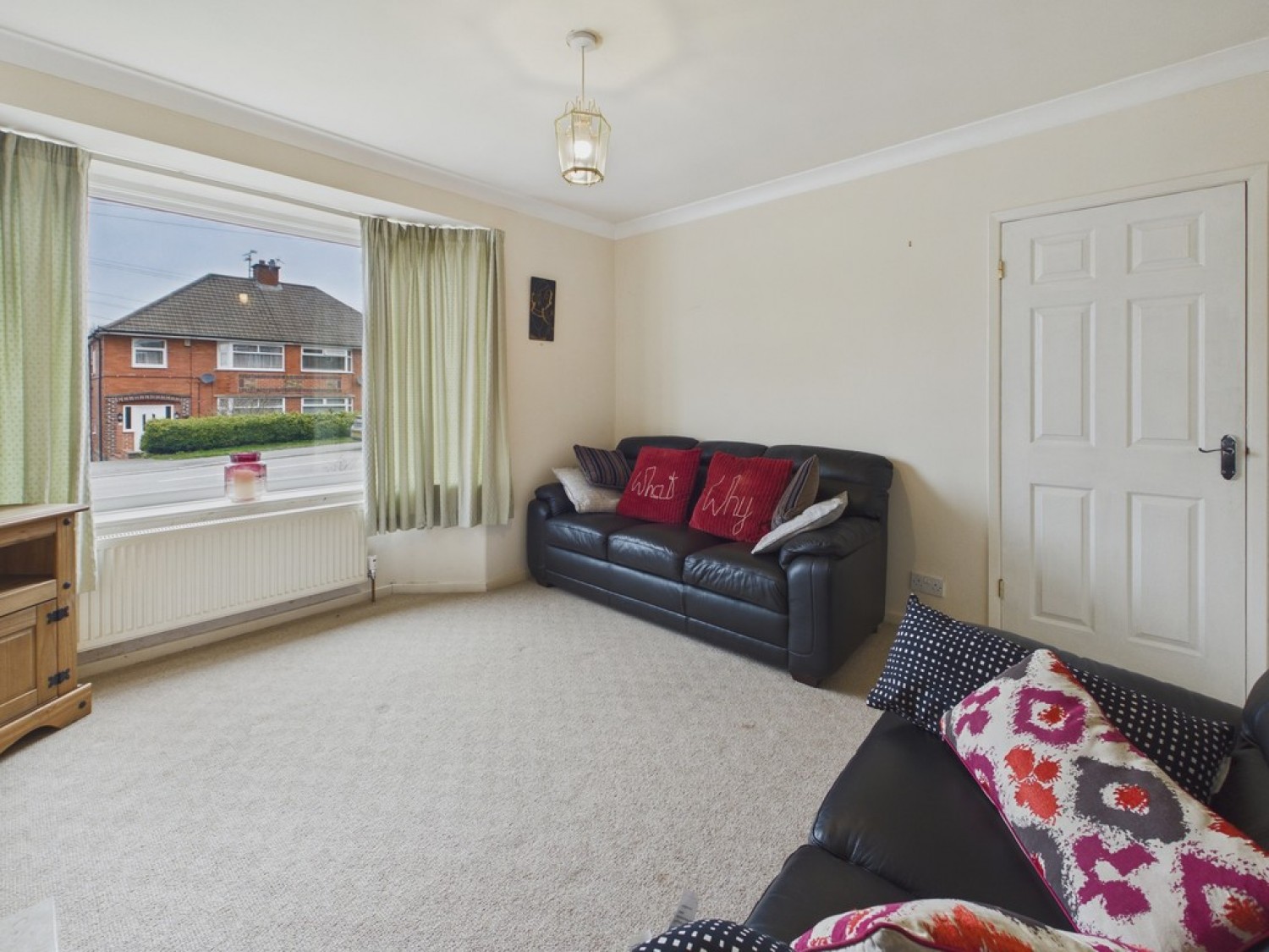 3 bedroom House for Sale Moorland View Road, Walton, Chesterfield