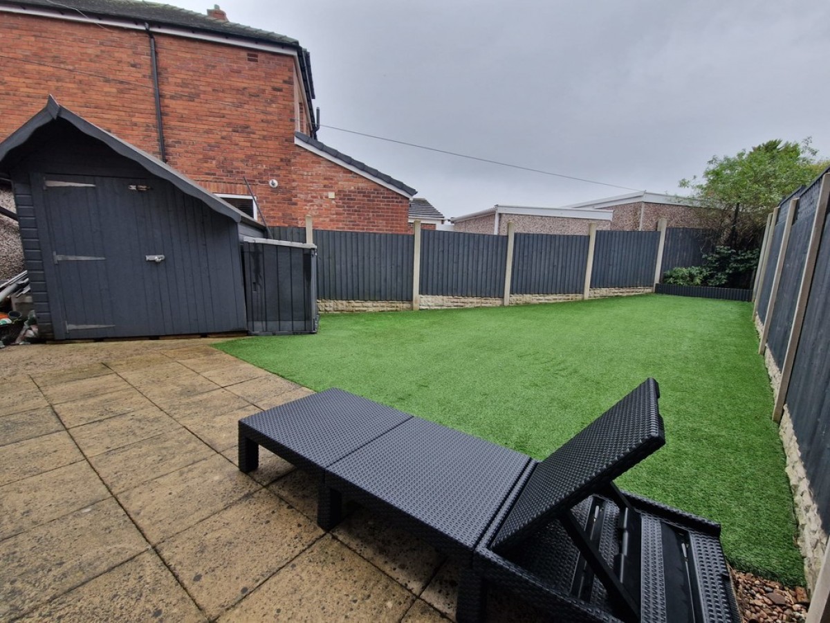 Sandringham Avenue, Whiston