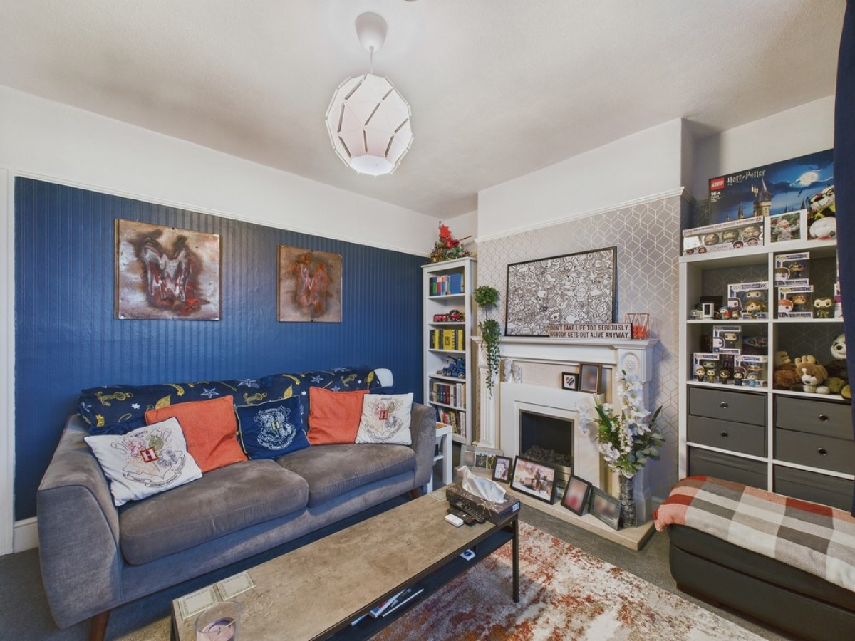 Sandringham Avenue, Whiston