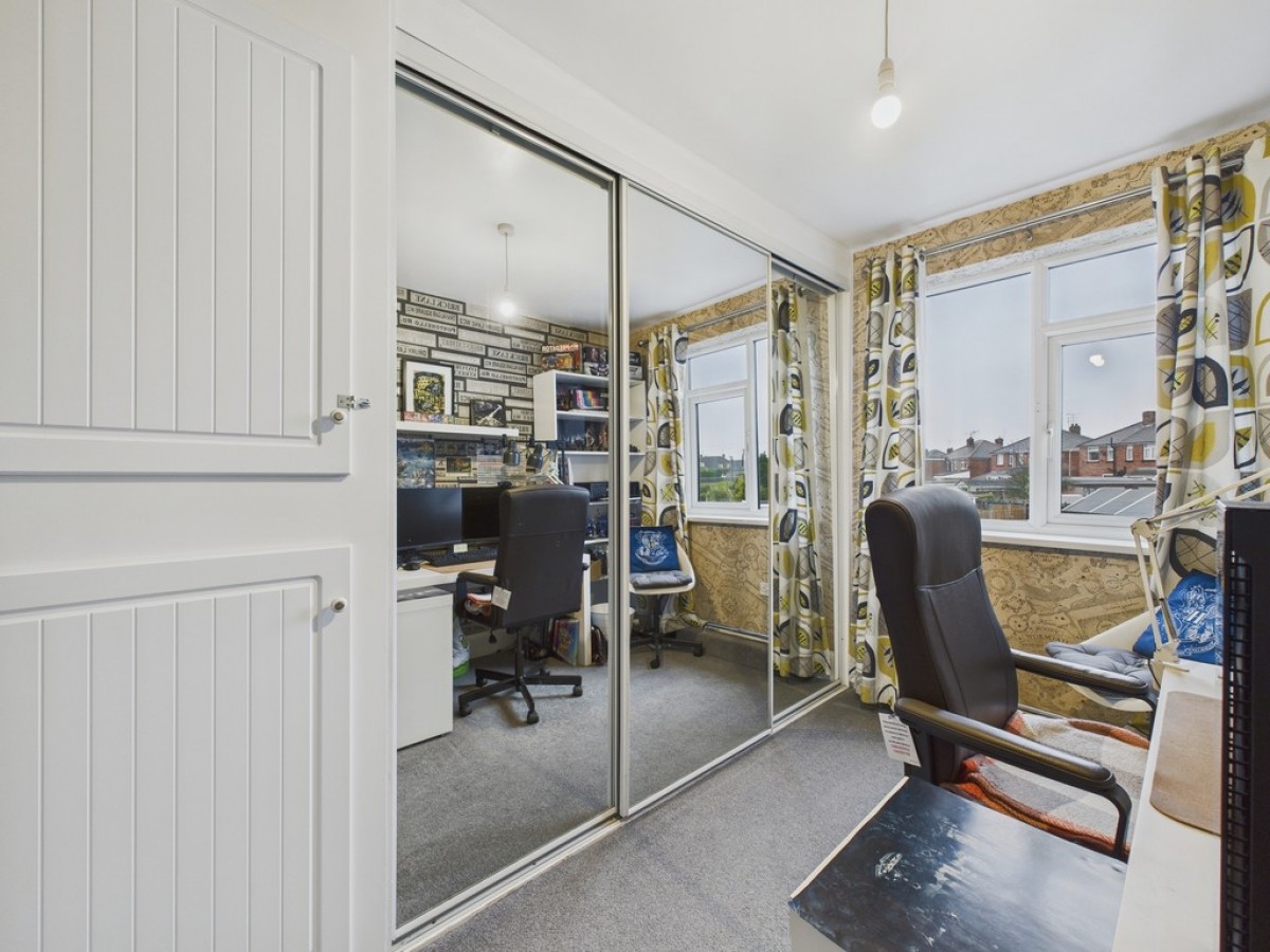 Sandringham Avenue, Whiston