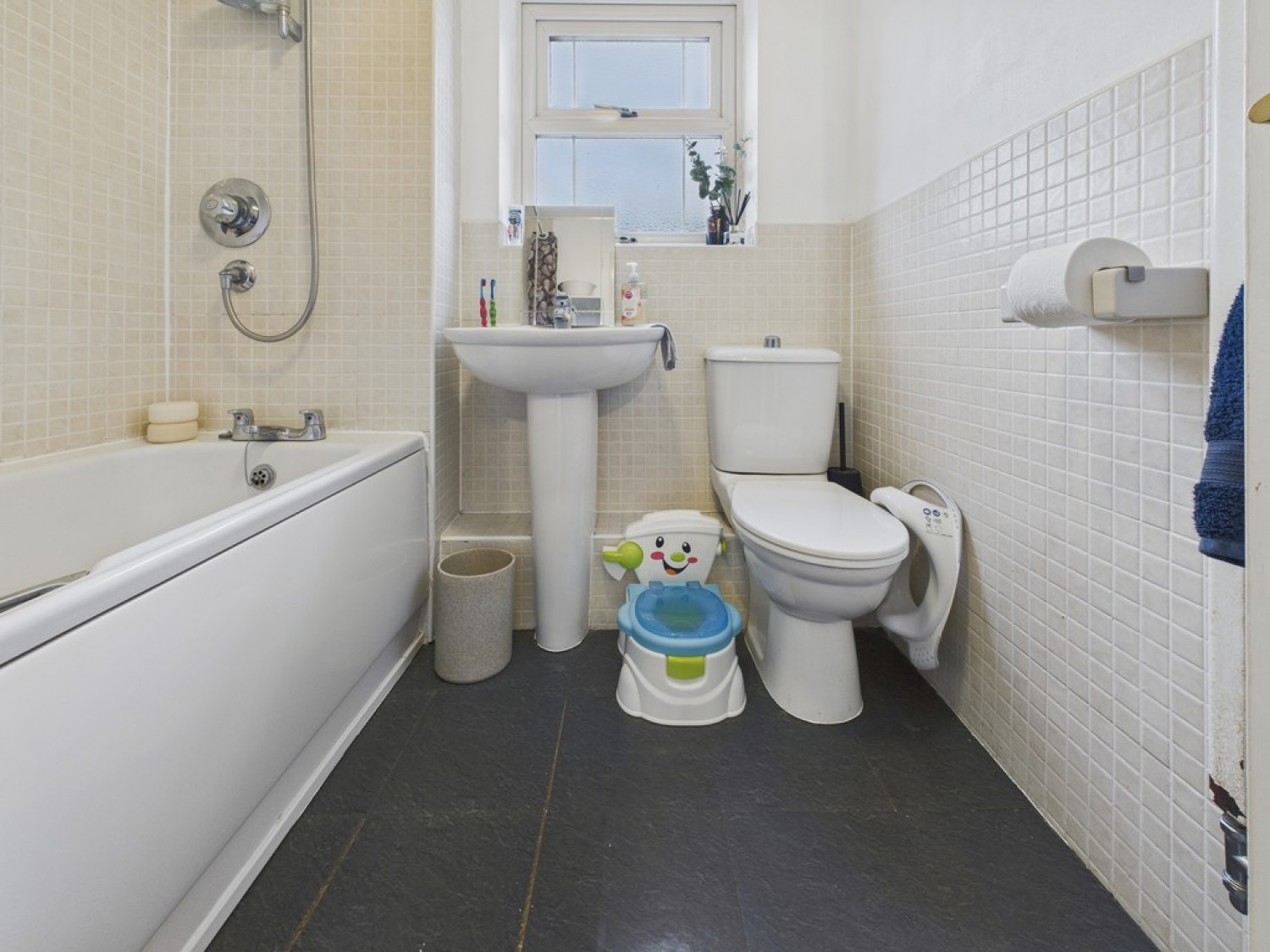 4 bedroom House in Pen Lane, Danesmoor