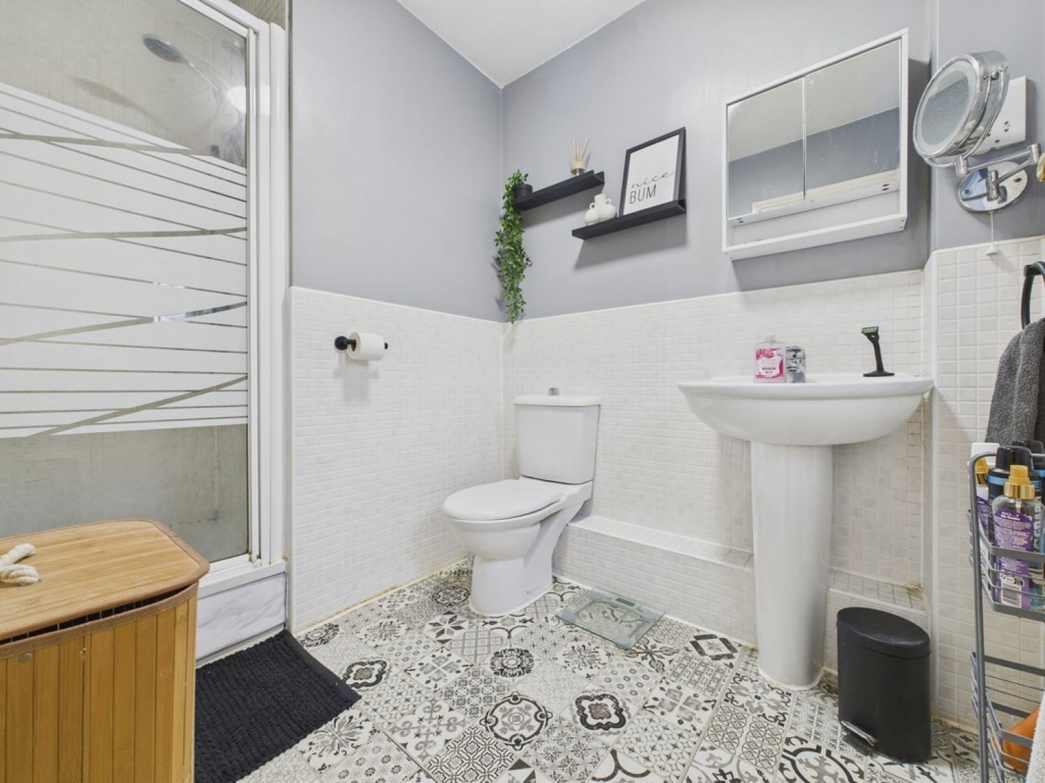 4 bedroom House in Pen Lane, Danesmoor