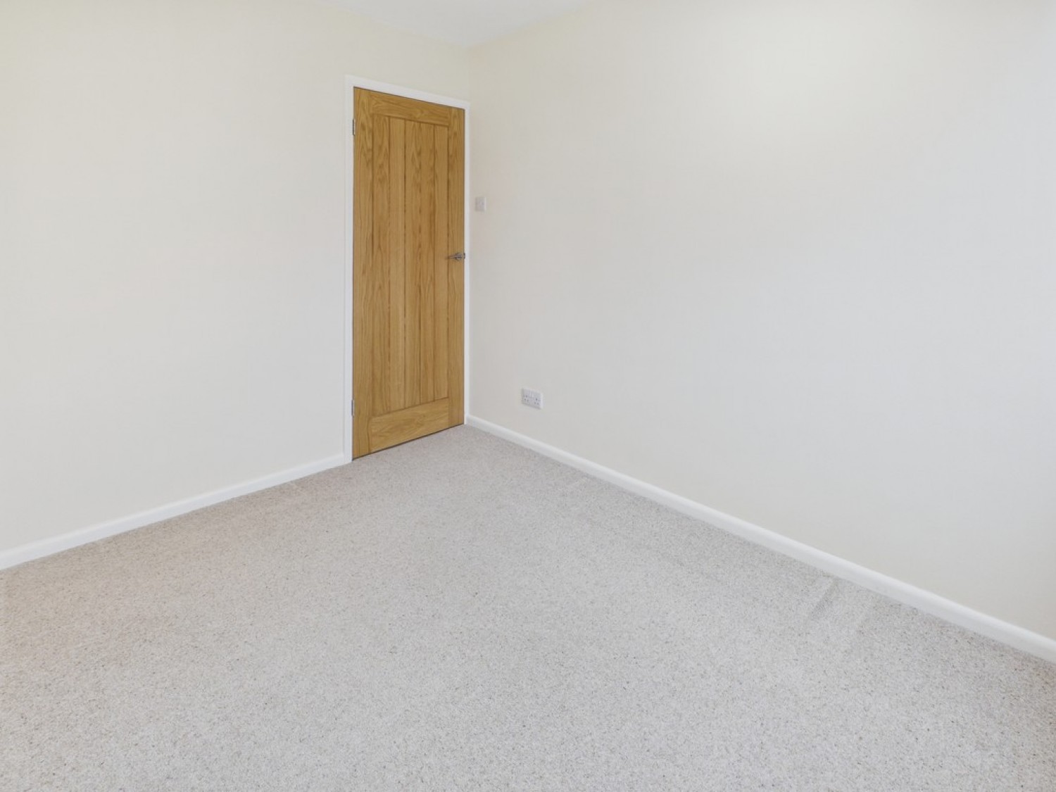 4 bedroom House for Letting Darwin Close, Chesterfield