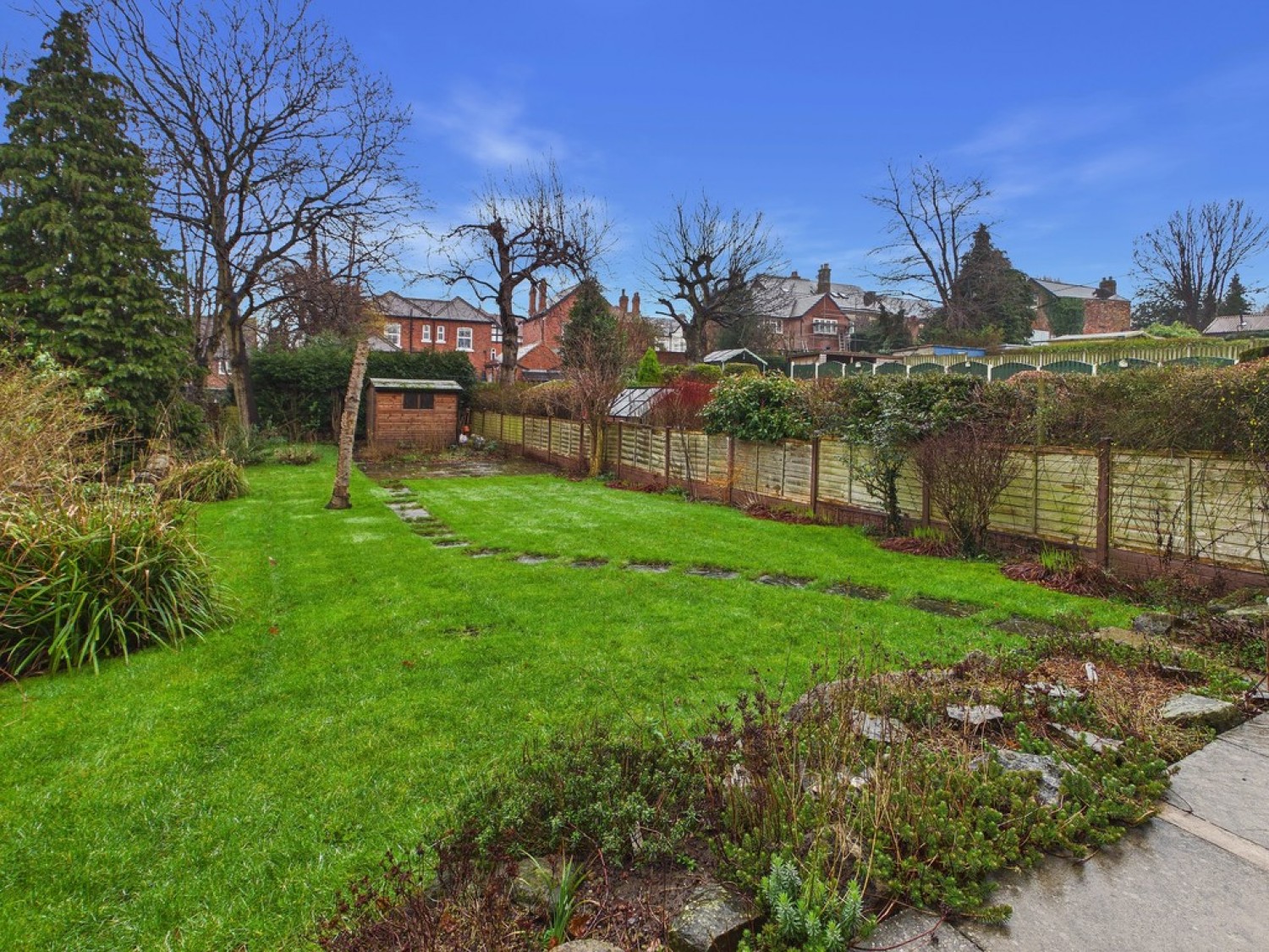 4 bedroom House for Letting Darwin Close, Chesterfield