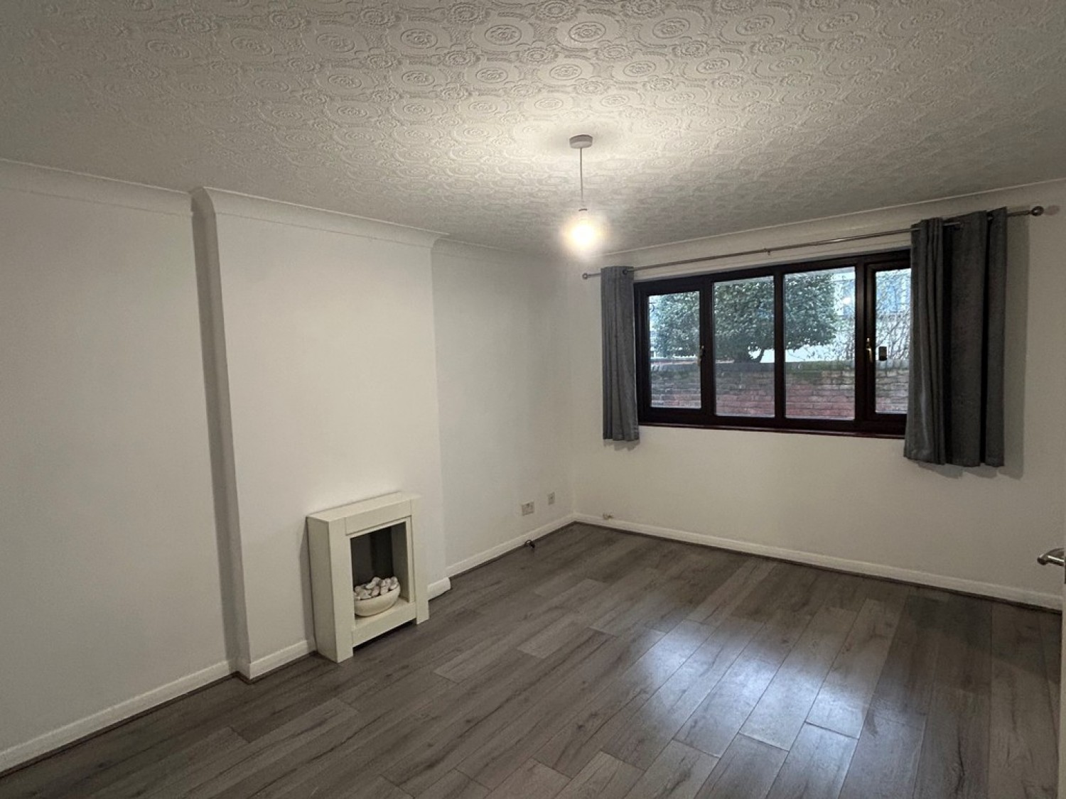 2 bedroom Flat in Queen Street, Newbold