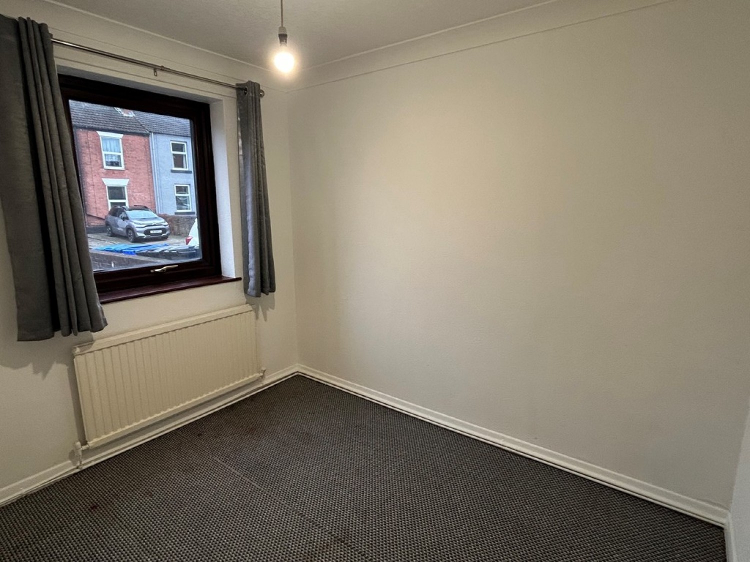 2 bedroom Flat in Queen Street, Newbold