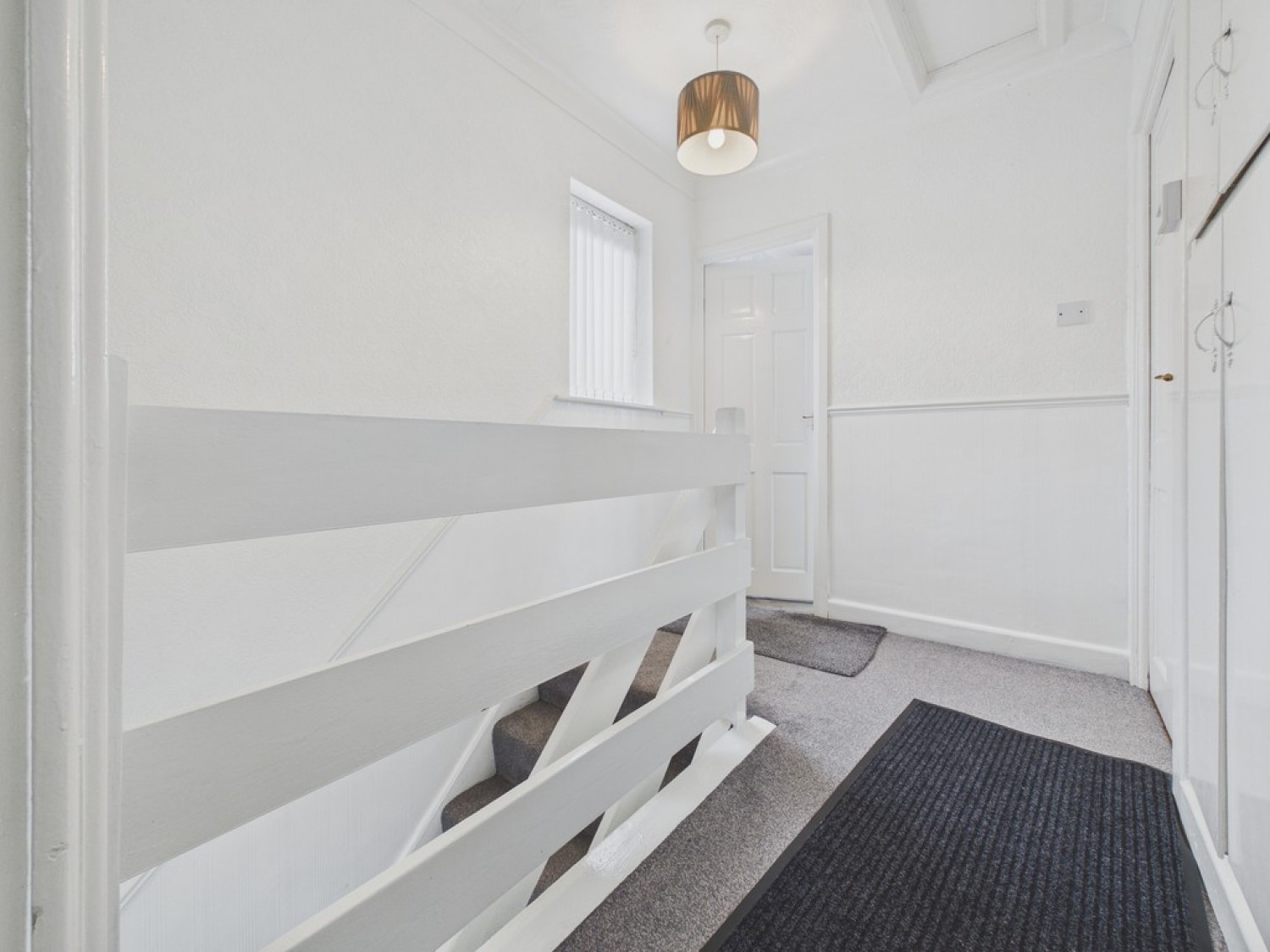 3 bedroom House in Hall Crescent, Rotherham