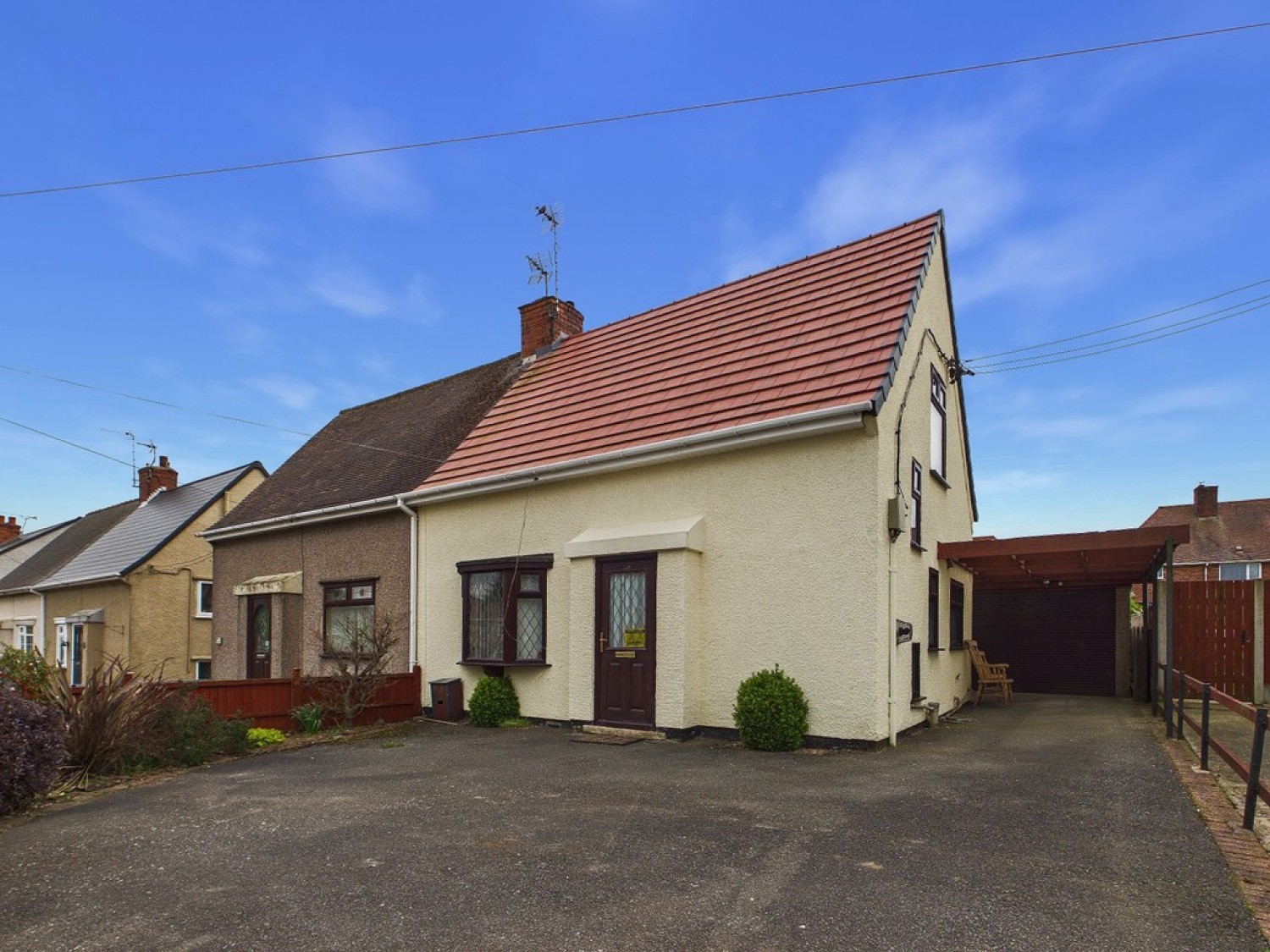 2 bedroom House for Sale Williamthorpe Road, Chesterfield