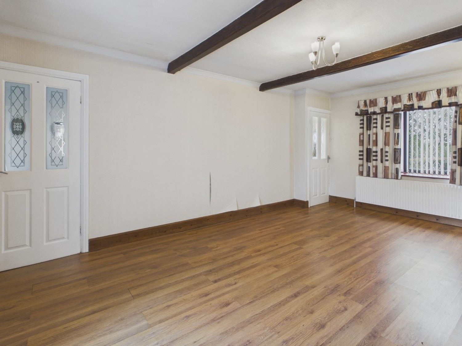 2 bedroom House for Sale Williamthorpe Road, Chesterfield