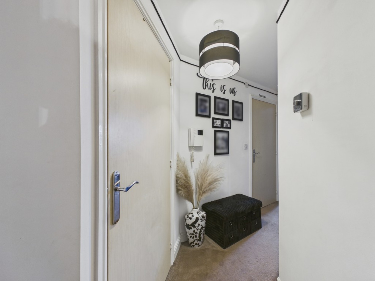 2 bedroom Flat in Acorn Way, Woodlaithes