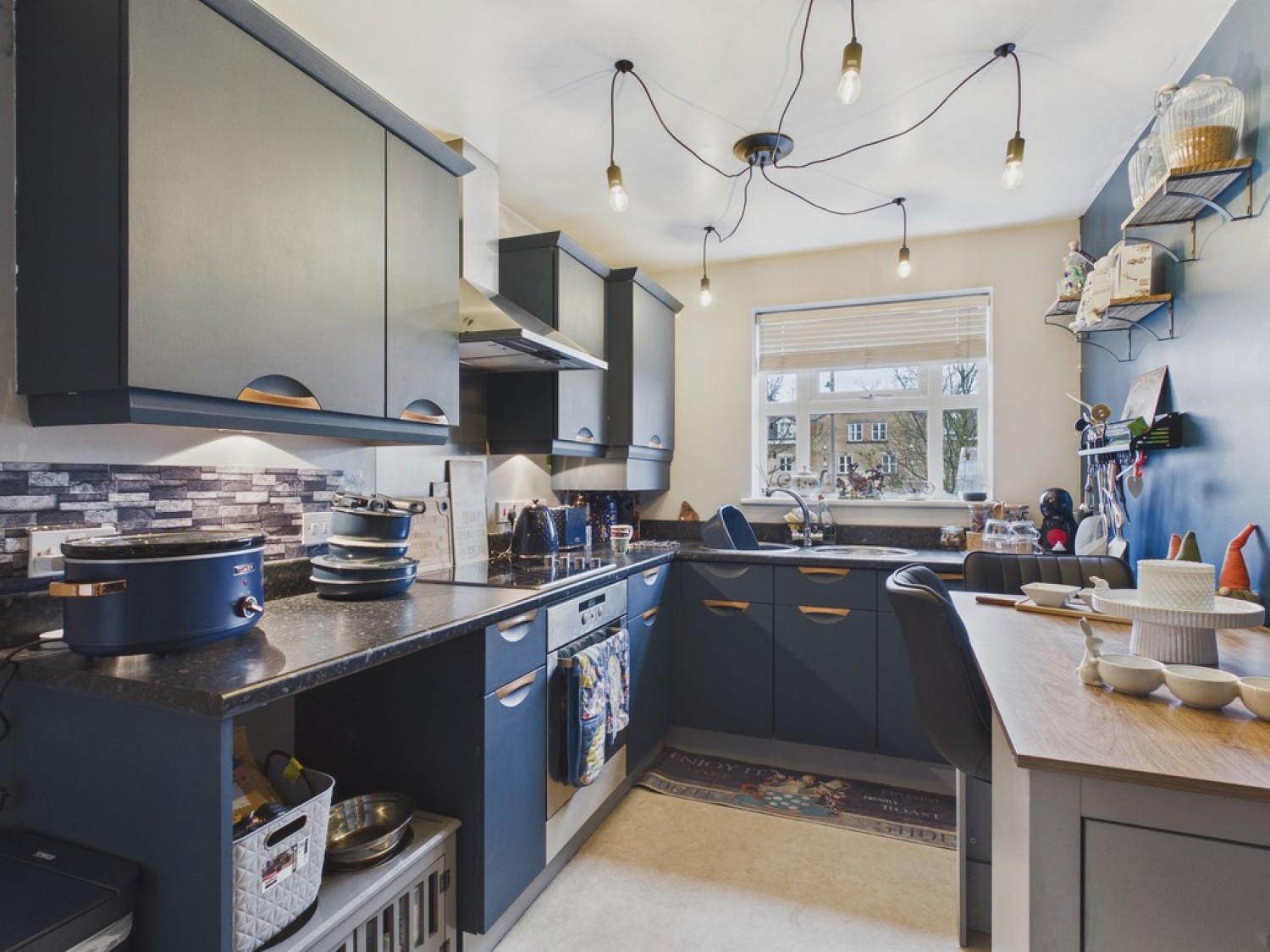 2 bedroom Flat in Acorn Way, Woodlaithes