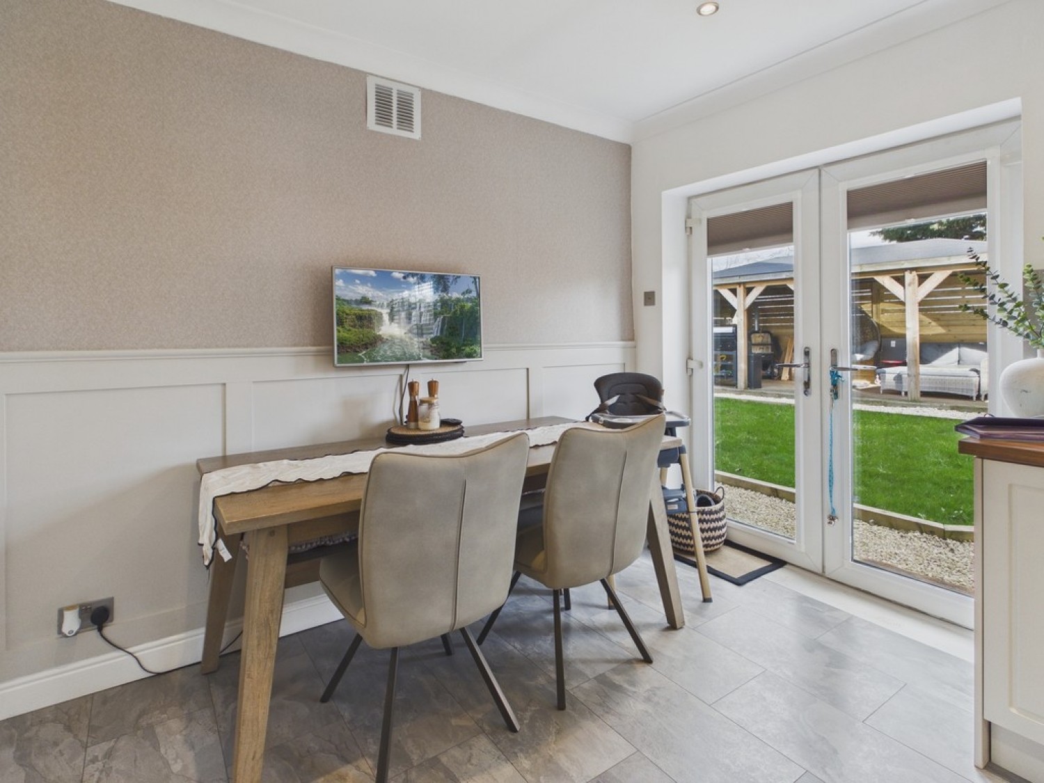 3 bedroom House for Sale Lime Avenue, Staveley