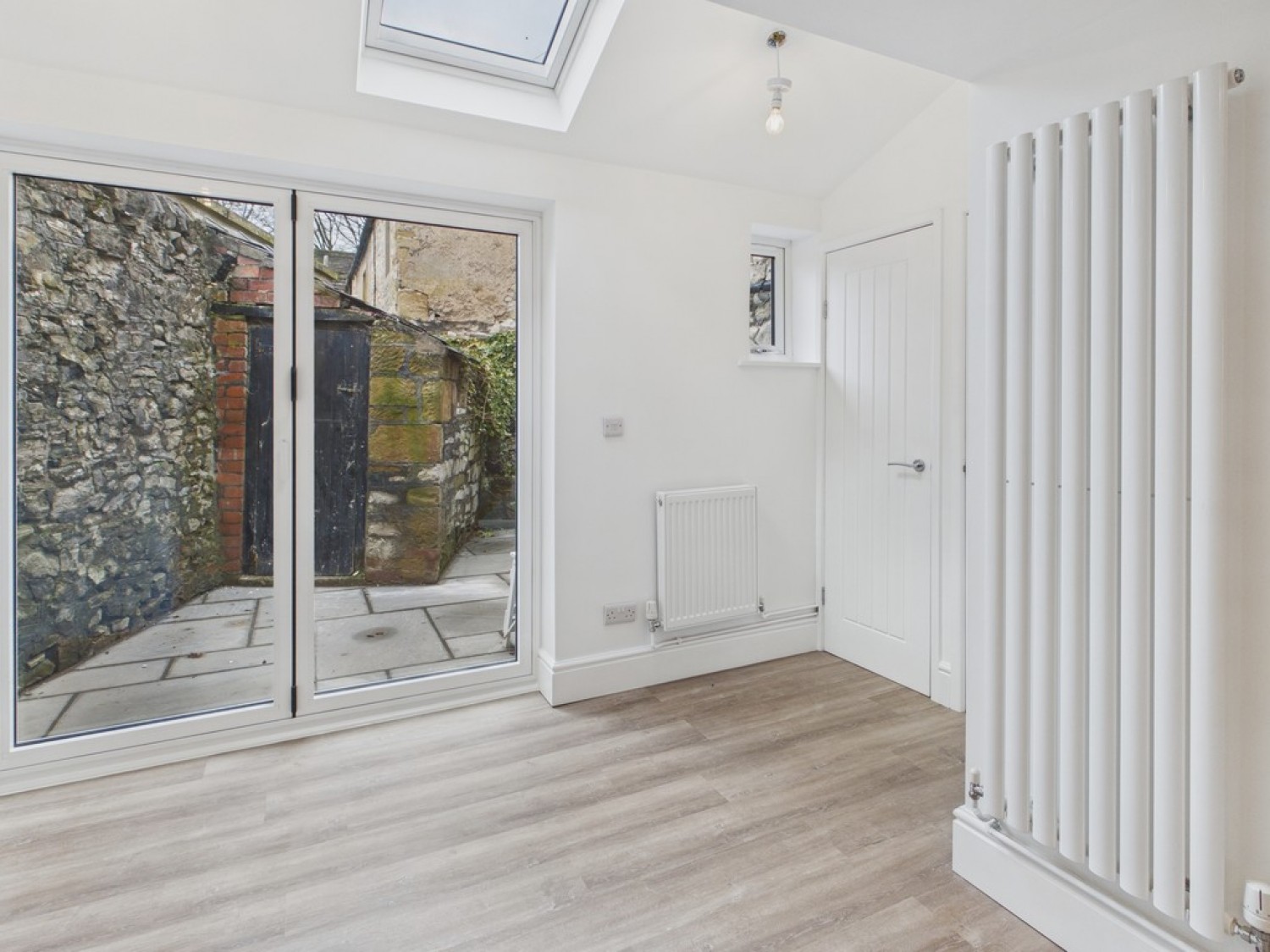 2 bedroom House for Letting Fennel Street, Ashford in the Water