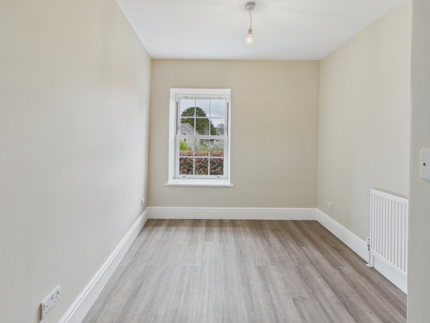 2 bedroom House for Letting Fennel Street, Ashford in the Water