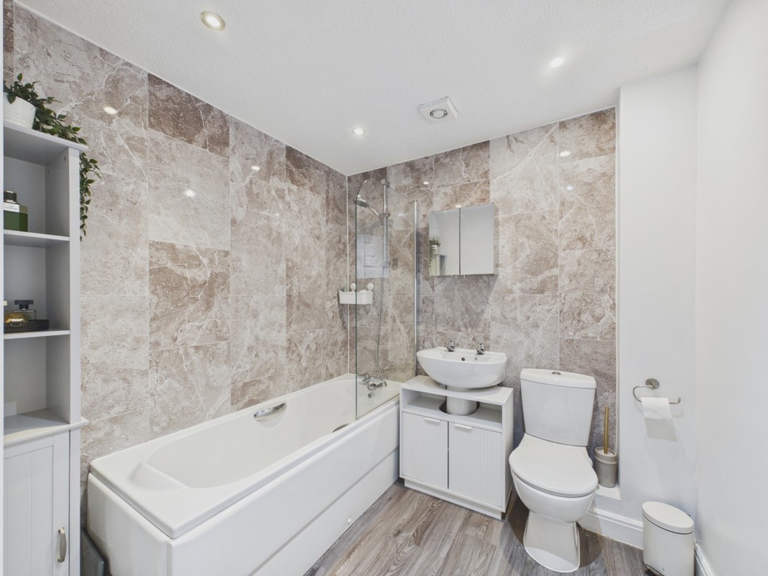 3 bedroom House for Sale Knavesmire Avenue, Dinnington