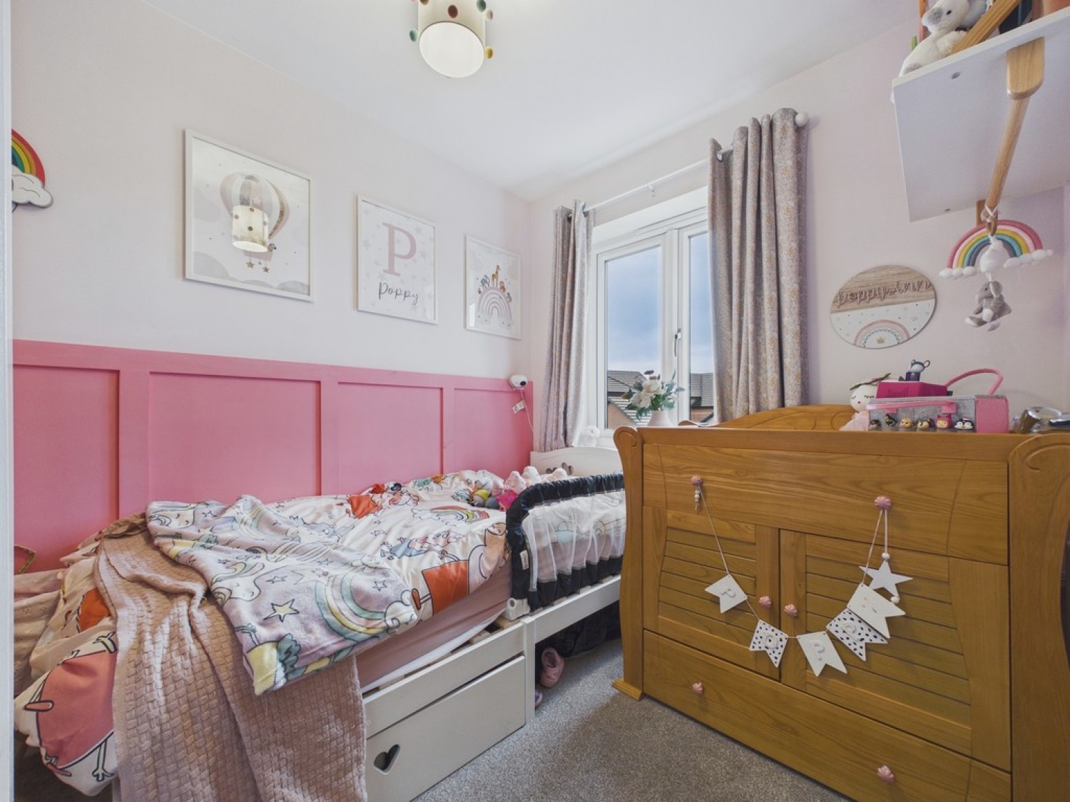 3 bedroom House for Sale Hawes Way, Waverley