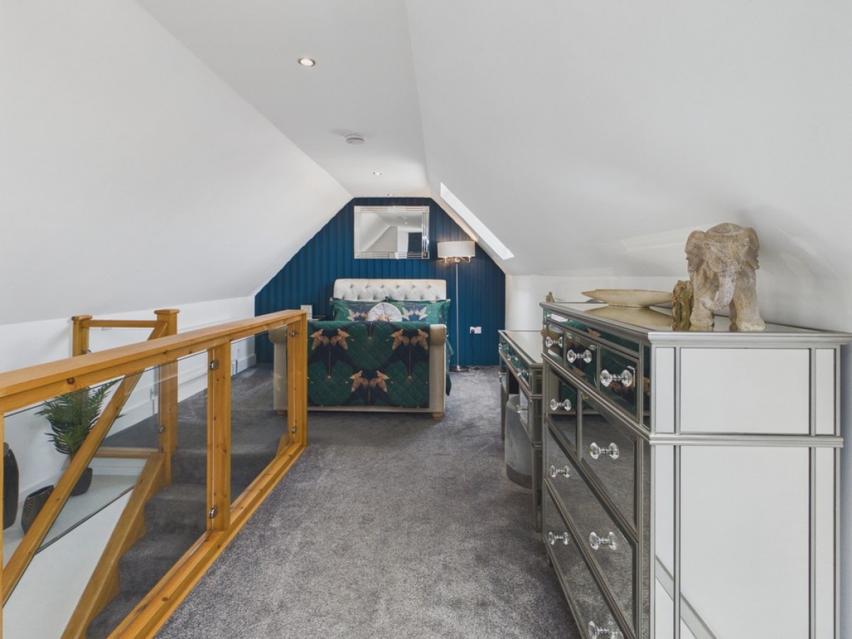 Howe Grove, Clay Cross, Chesterfield