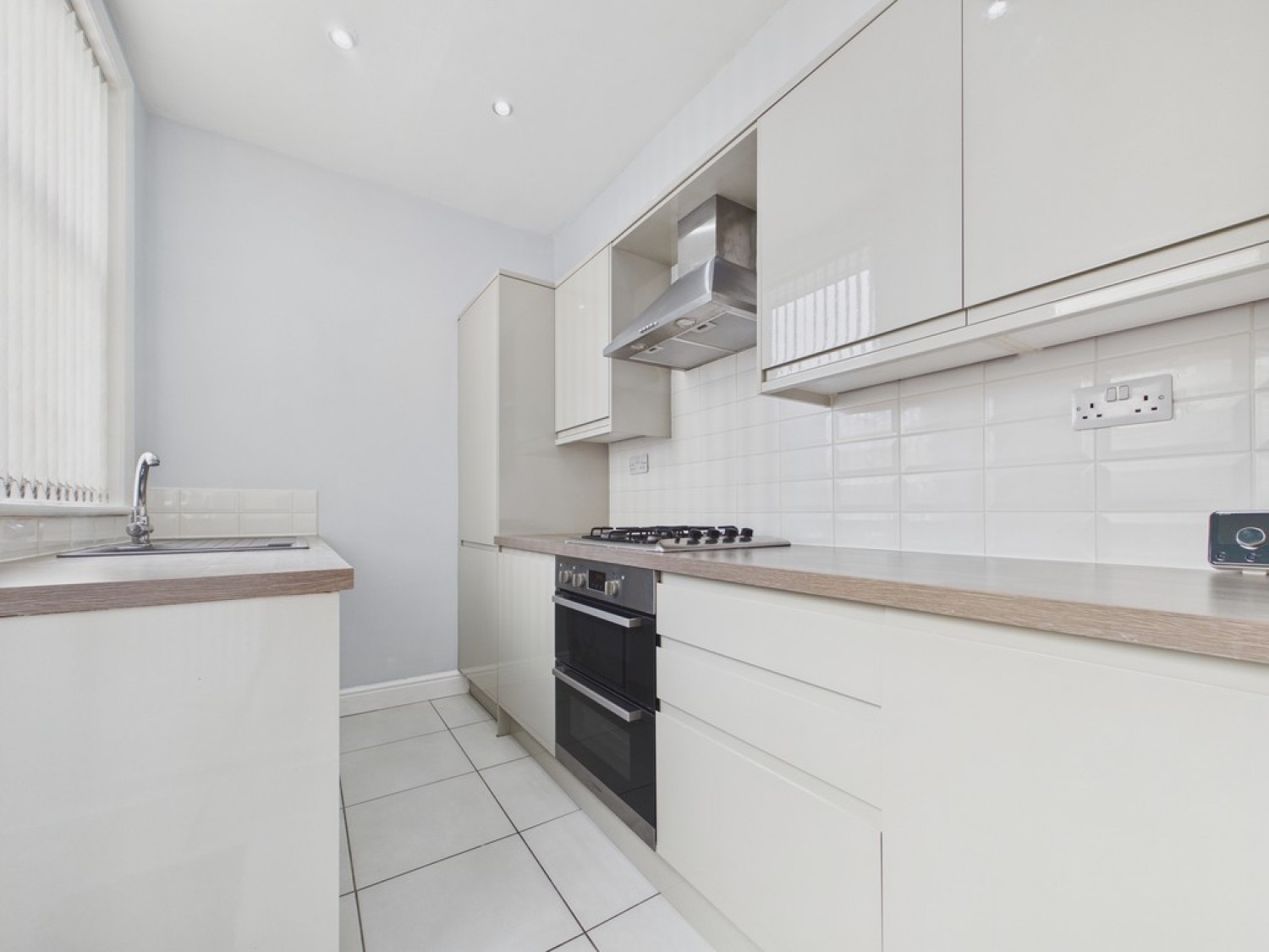 2 bedroom House for Letting Knighton Street, North Wingfield