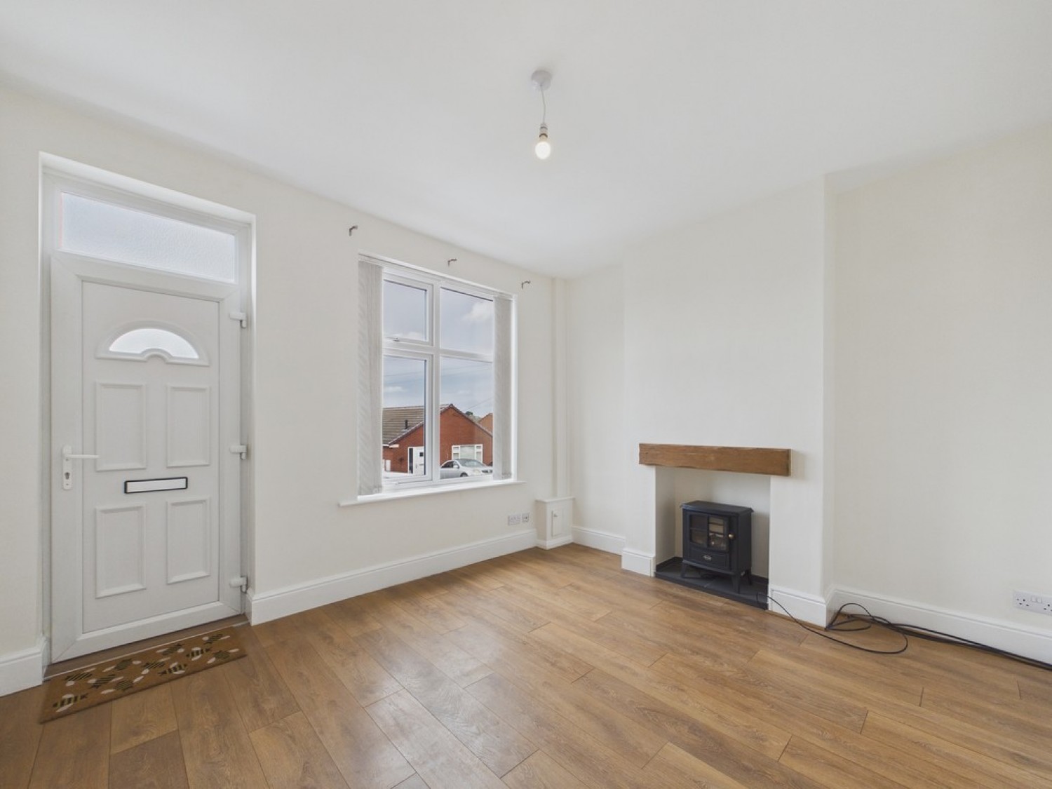 2 bedroom House for Letting Knighton Street, North Wingfield