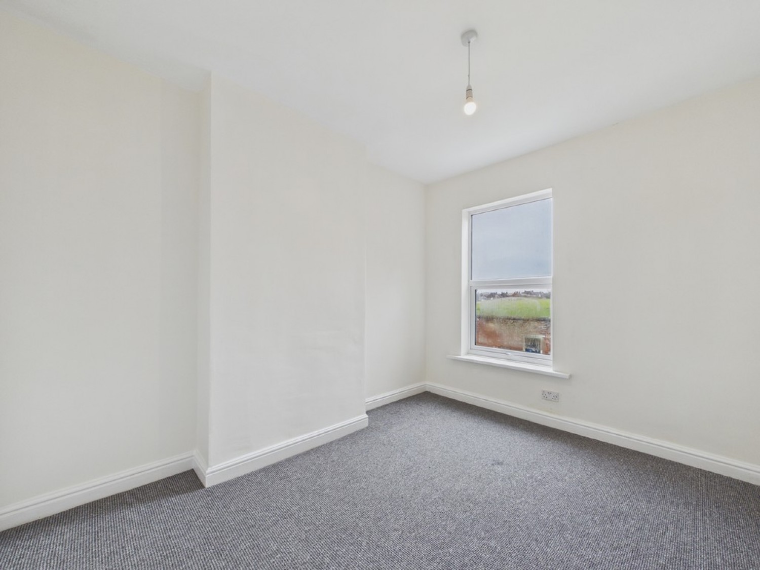 2 bedroom House for Letting Knighton Street, North Wingfield