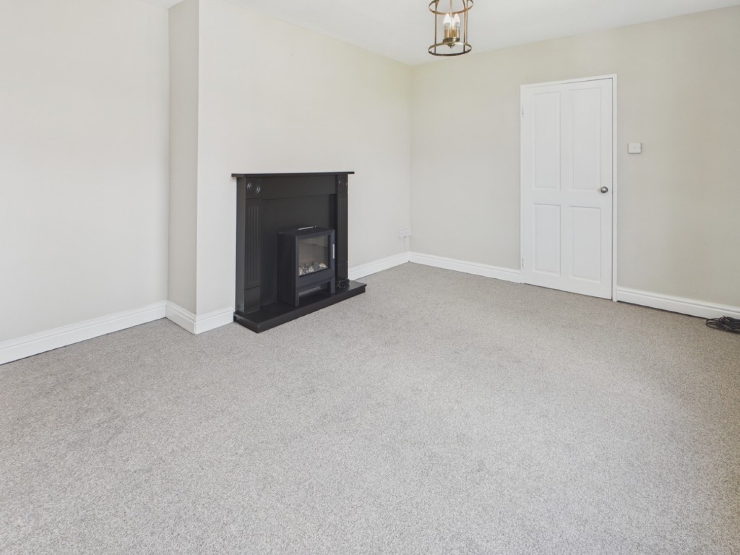 3 bedroom House for Letting Rose Crescent, Mastin Moor