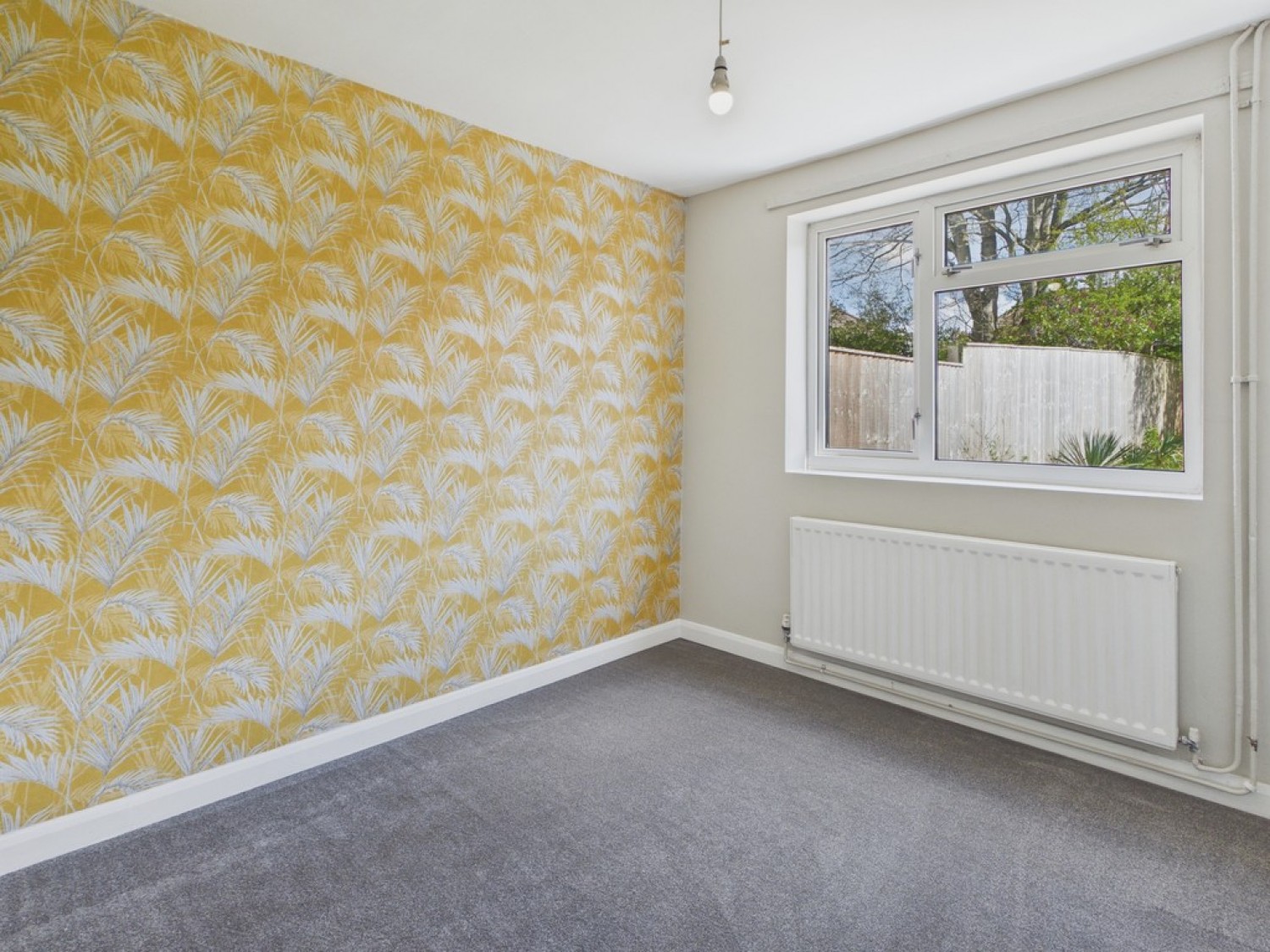 3 bedroom House for Letting Rose Crescent, Mastin Moor