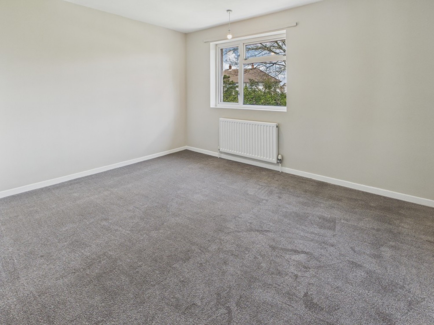 3 bedroom House for Letting Rose Crescent, Mastin Moor