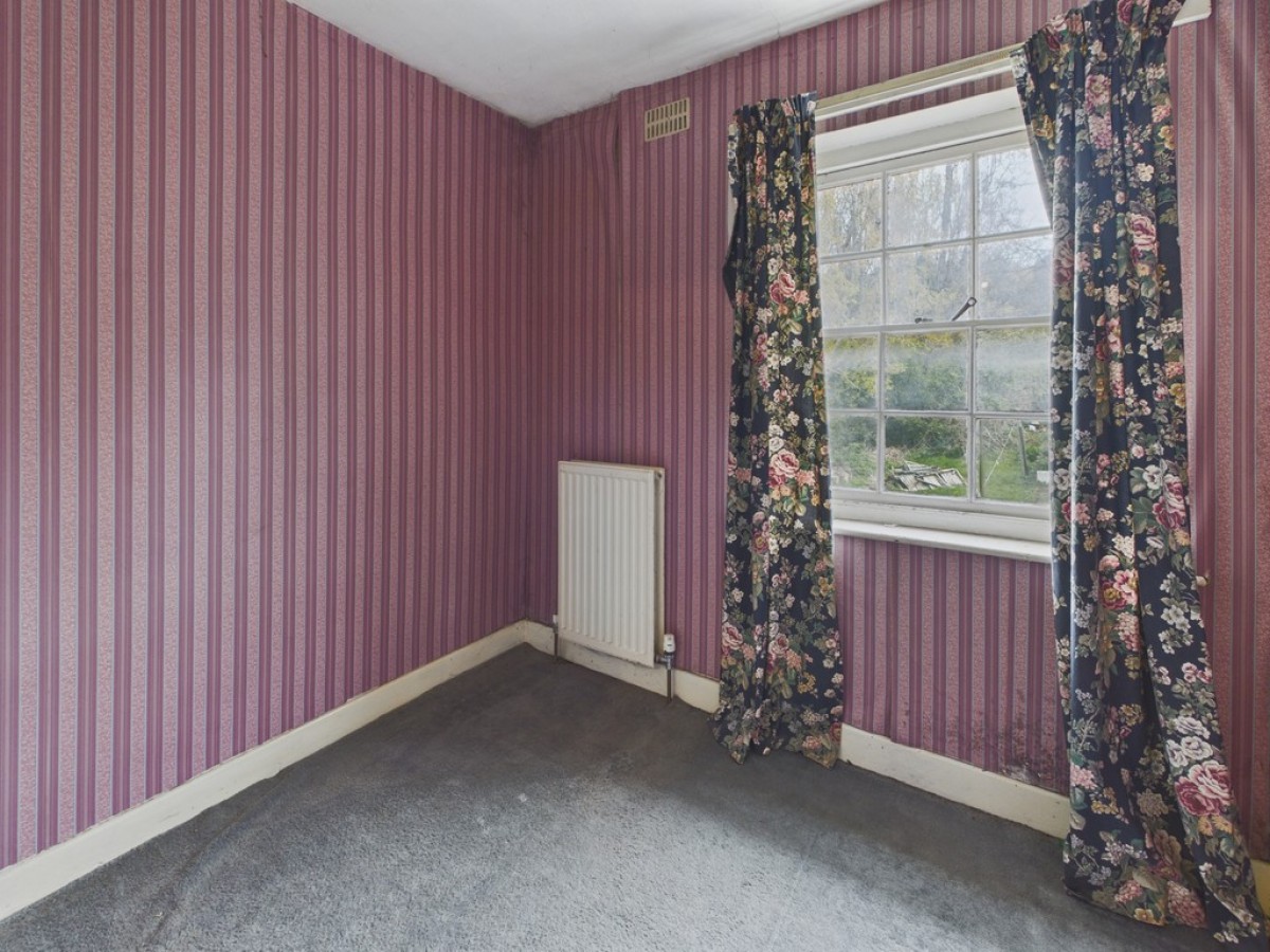 New Houses, Piccadilly Road