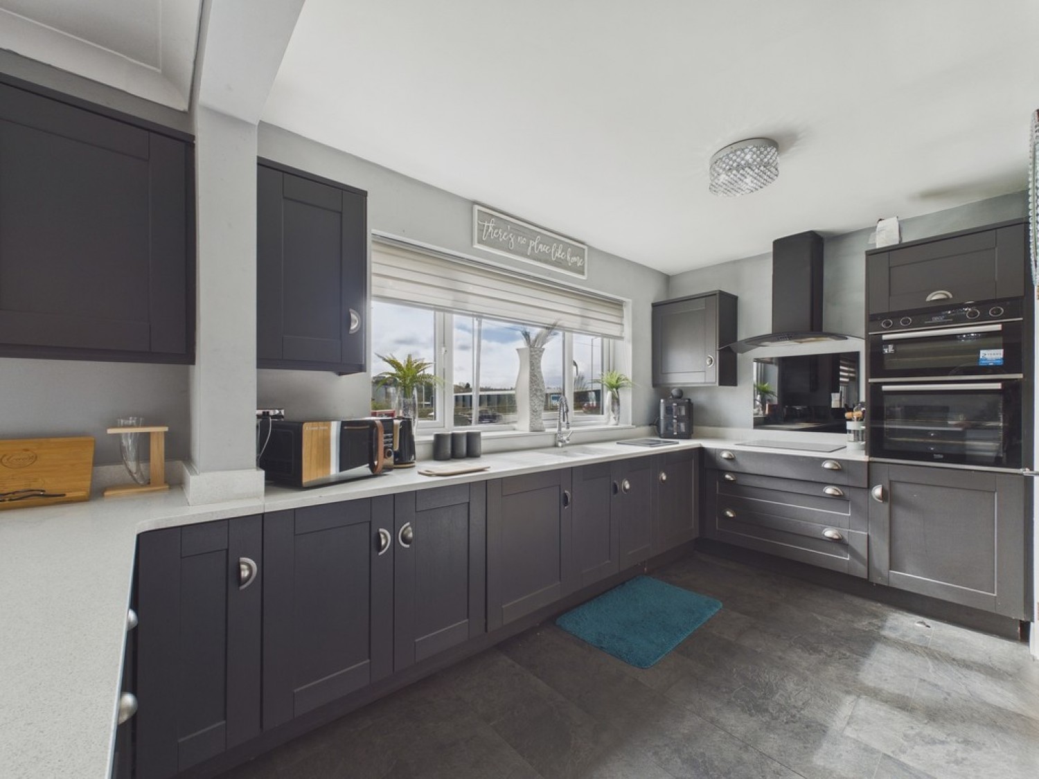 4 bedroom House for Sale West Bawtry Road, Rotherham