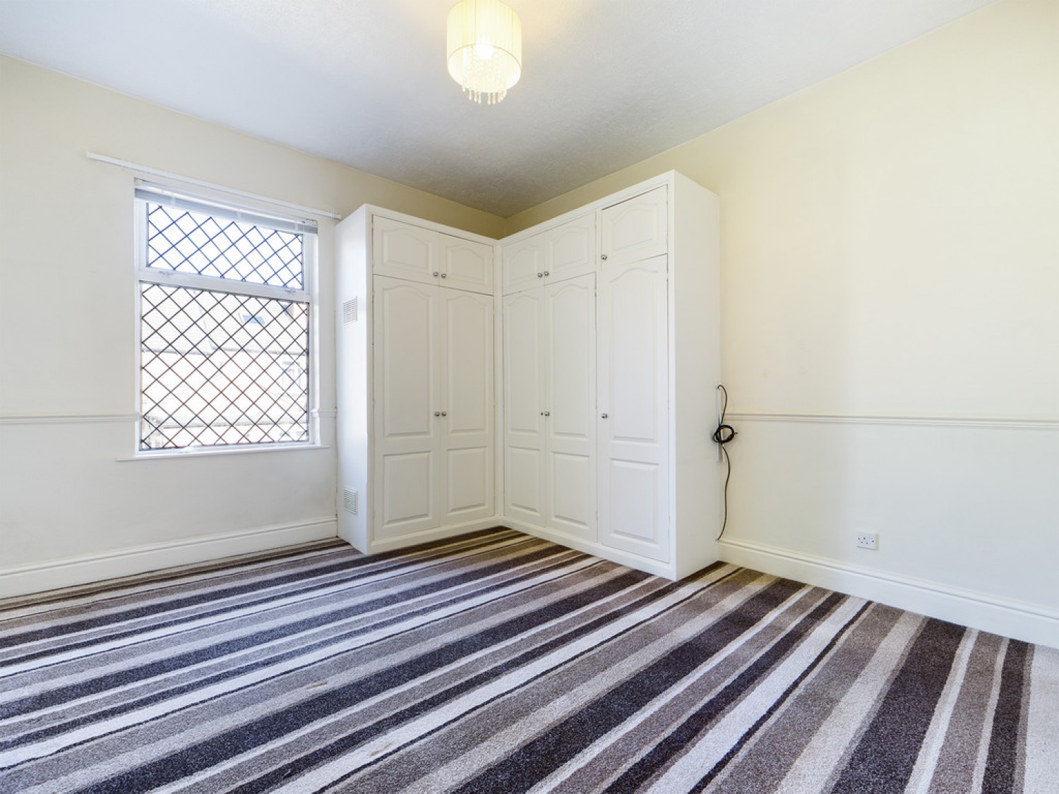 2 bedroom House for Sale Goosebutt Court, Parkgate