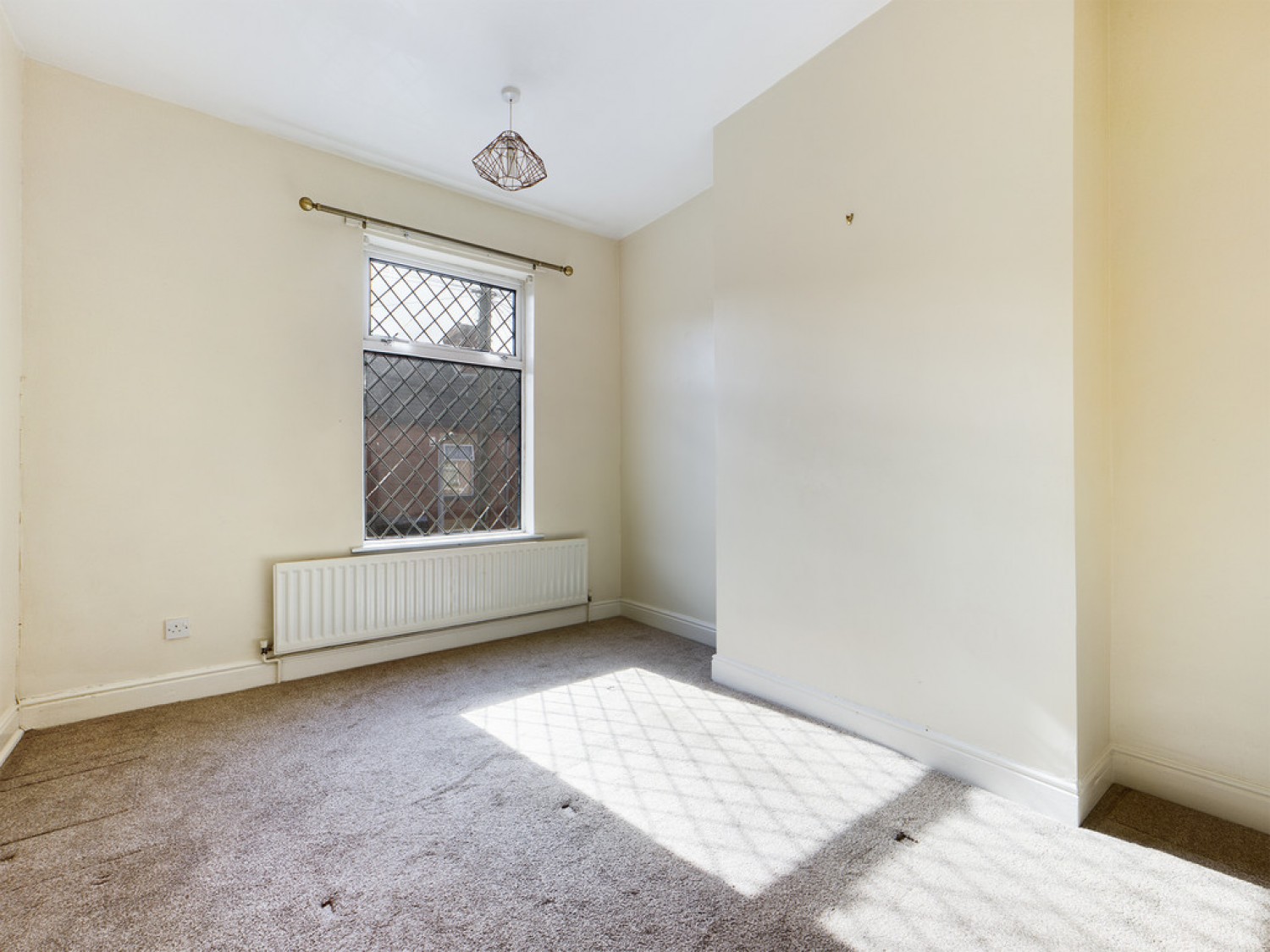 2 bedroom House for Sale Goosebutt Court, Parkgate