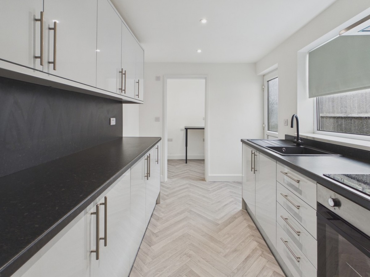 Bentinck Road, Shuttlewood