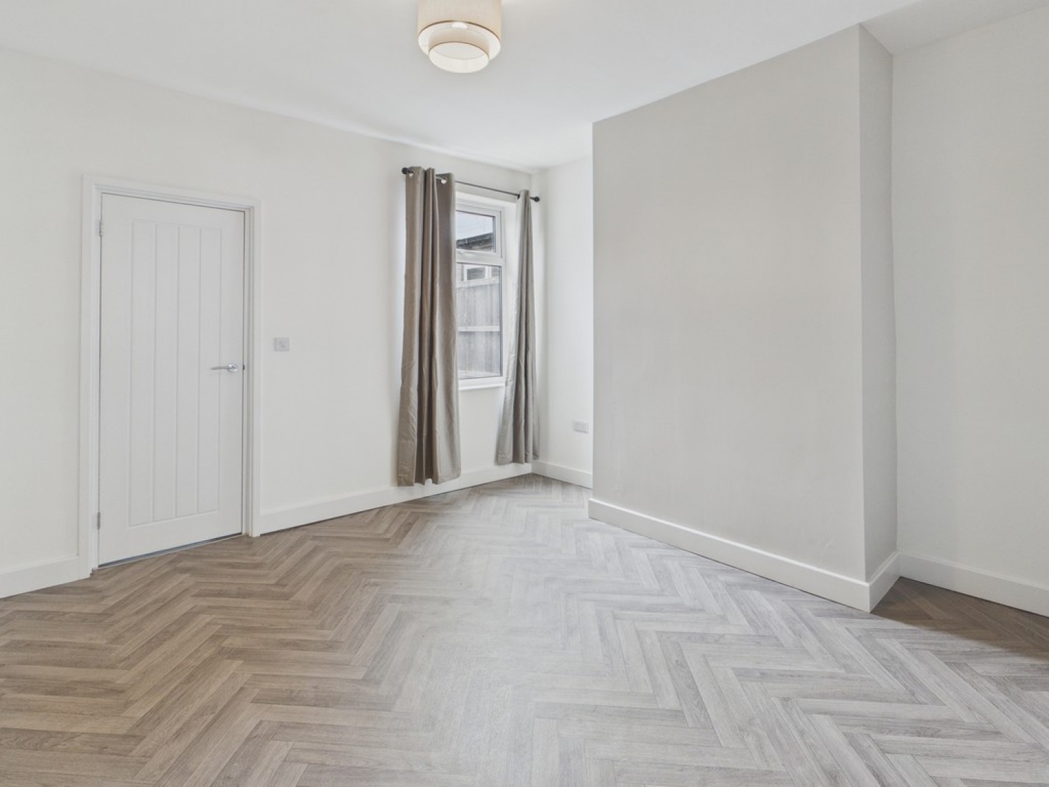 3 bedroom House for Letting Bentinck Road, Shuttlewood