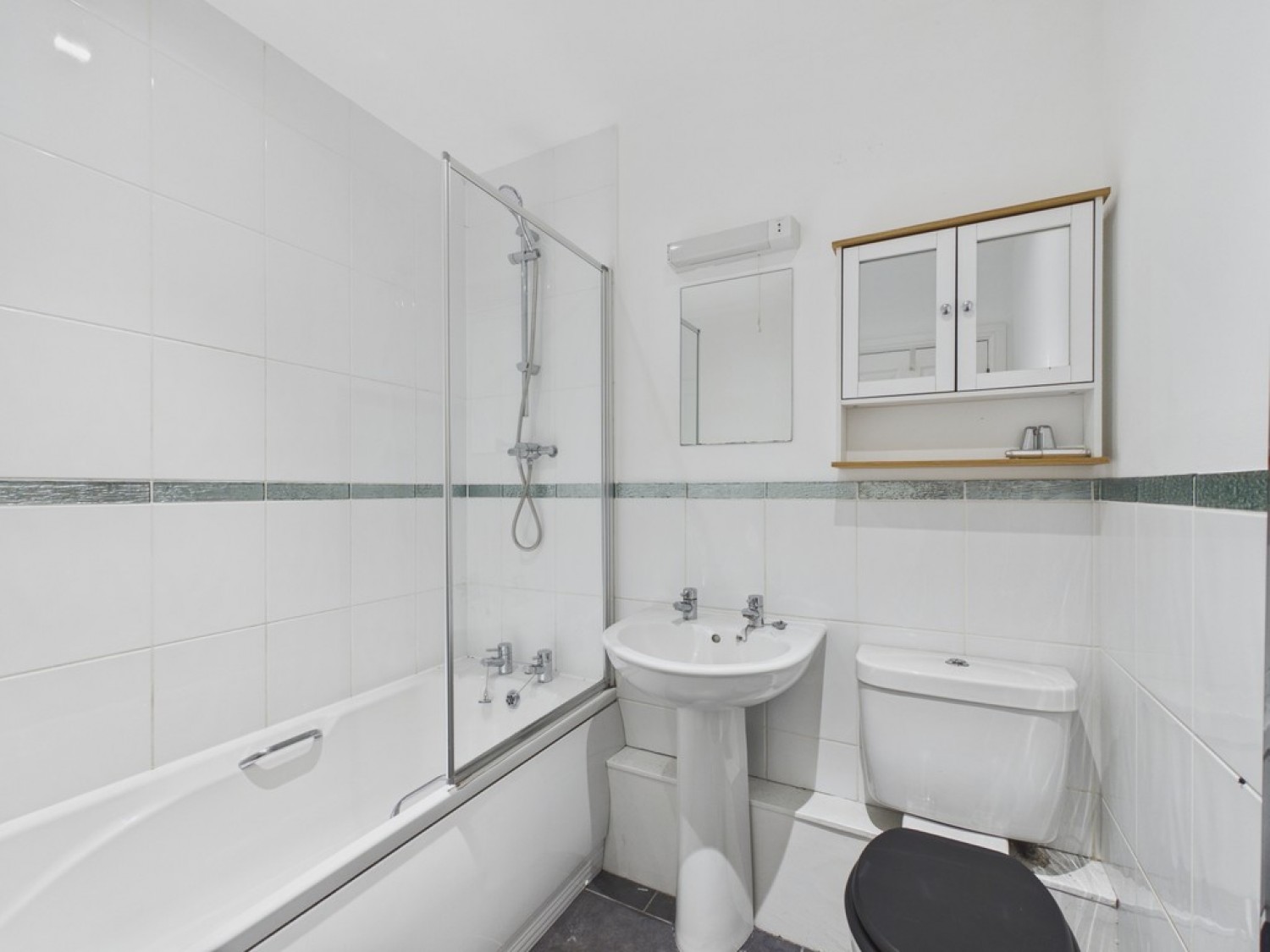 2 bedroom Flat for Sale Bawtry Road, Wickersley
