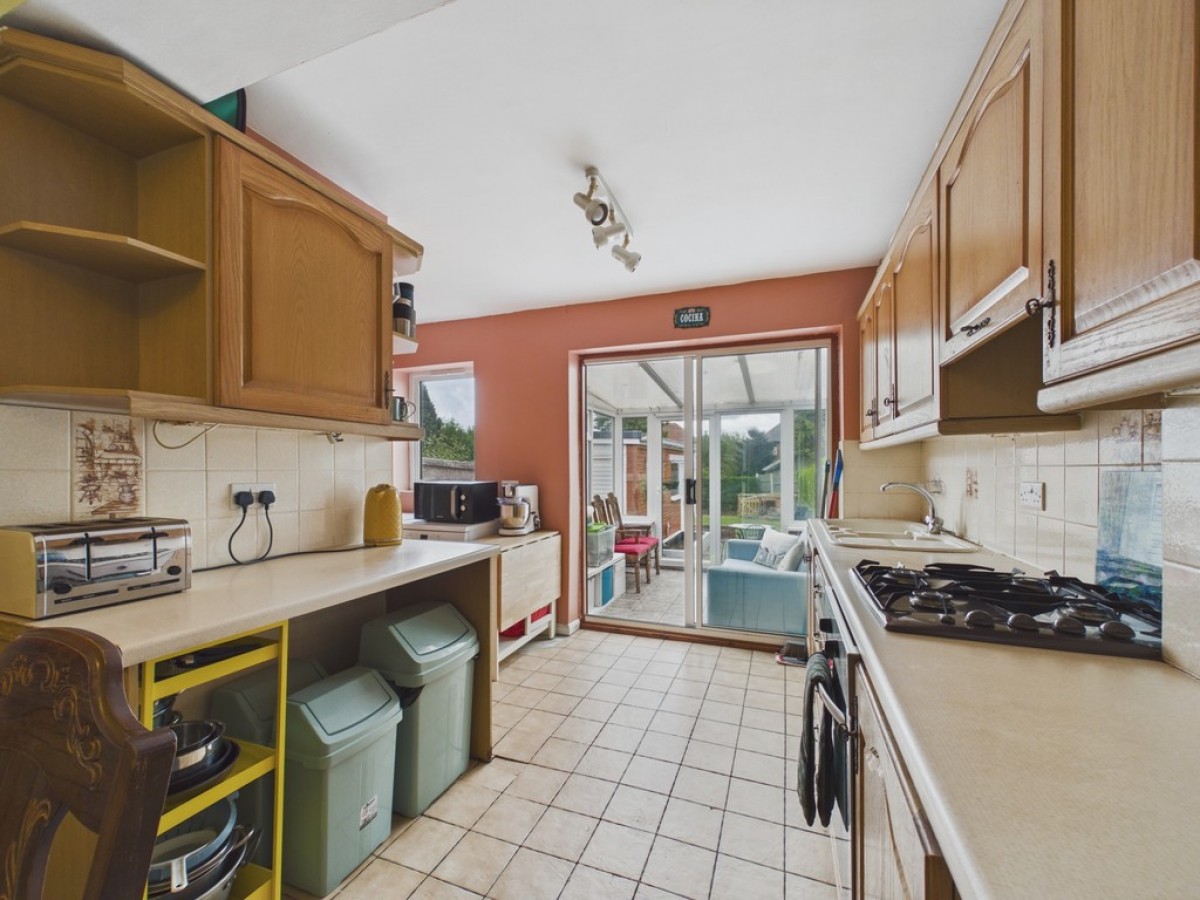 Royds Avenue, Whiston