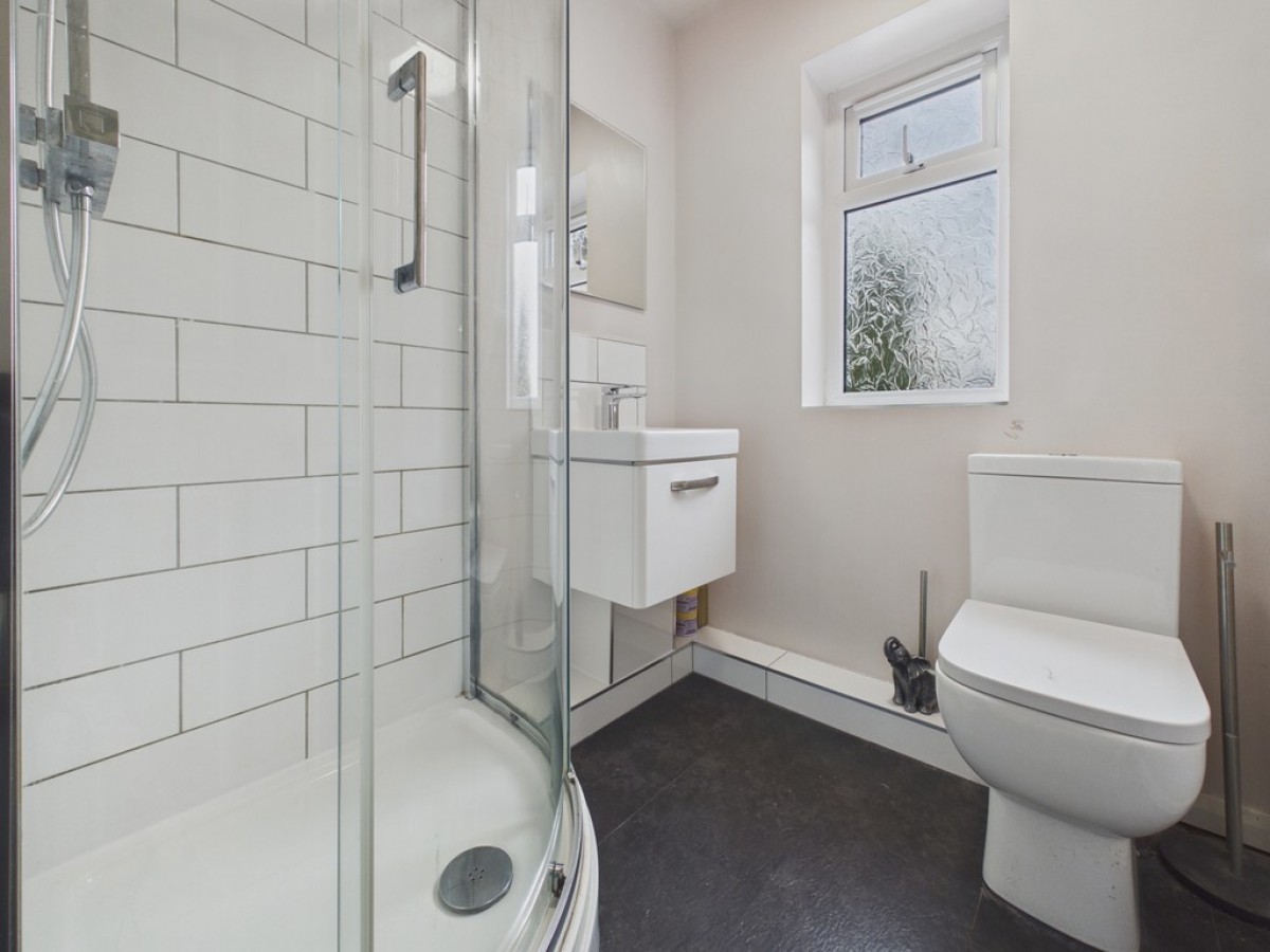 Royds Avenue, Whiston
