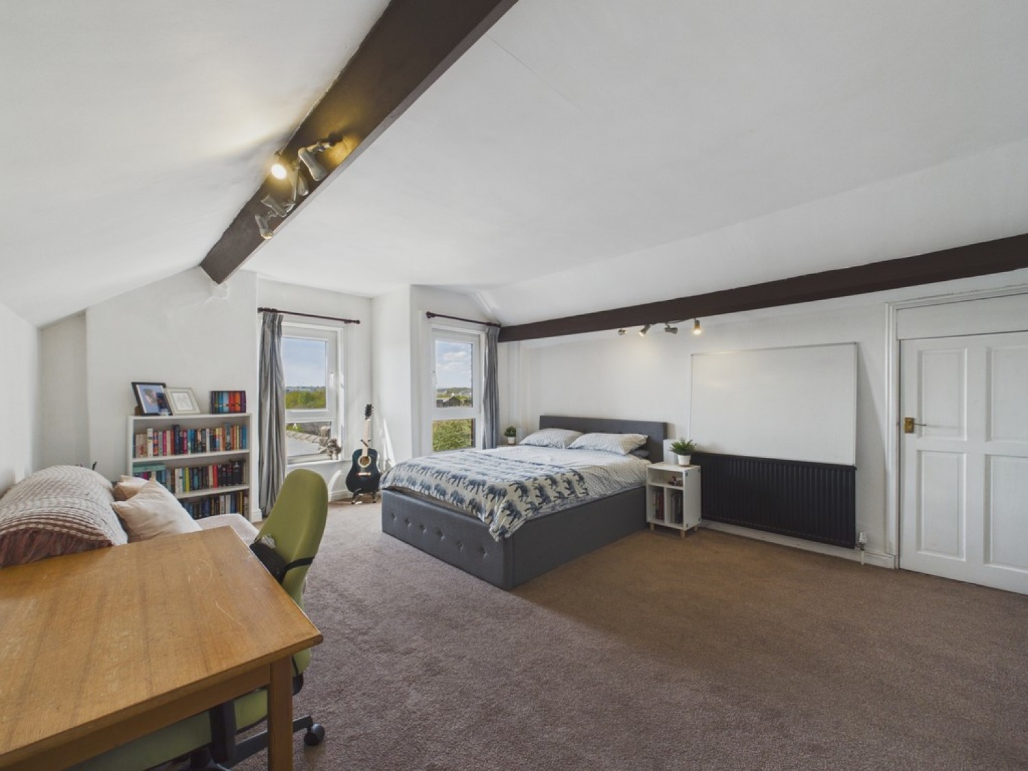 4 bedroom House for Sale Station Road, Treeton