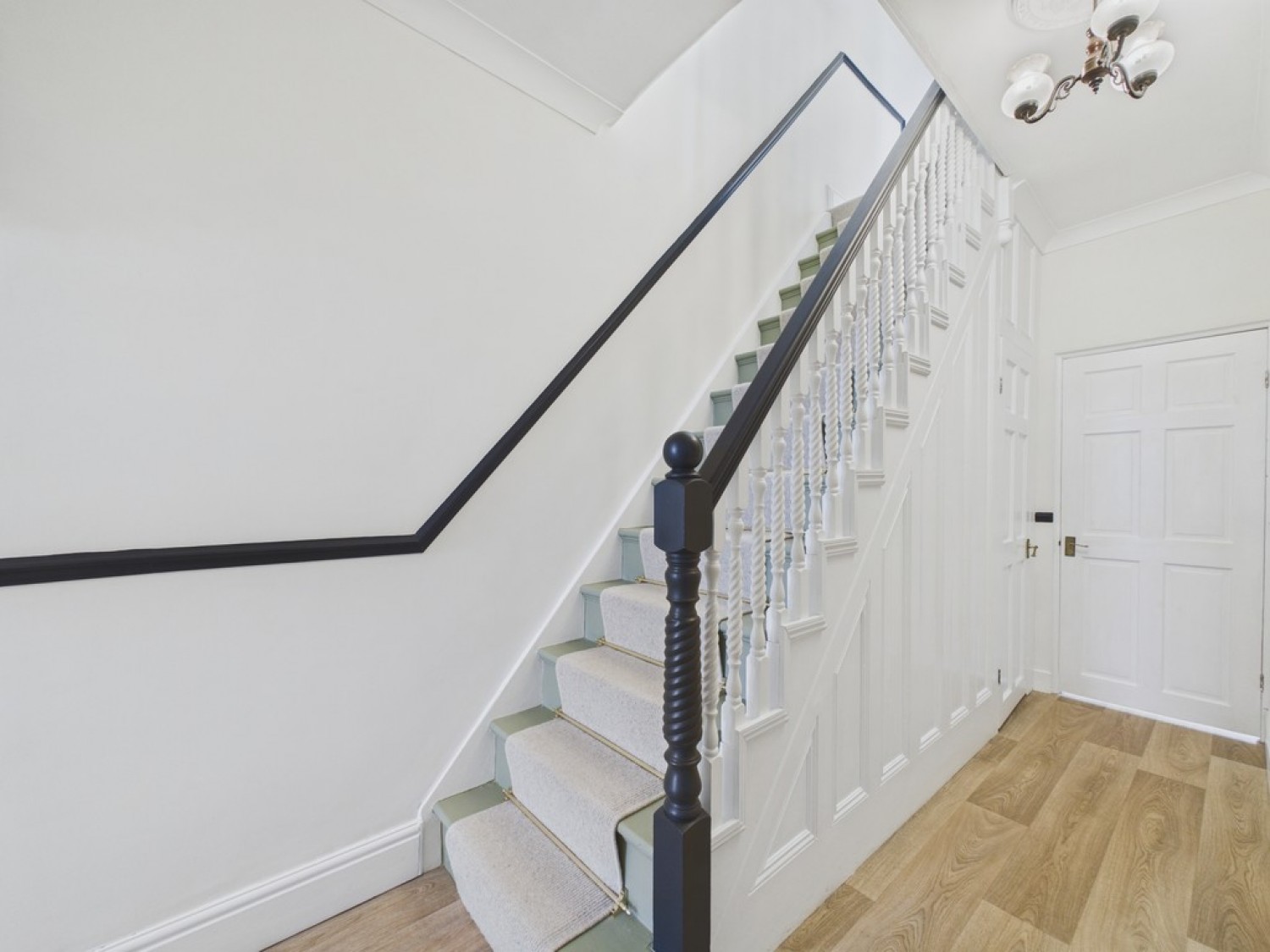 4 bedroom House for Sale Station Road, Treeton