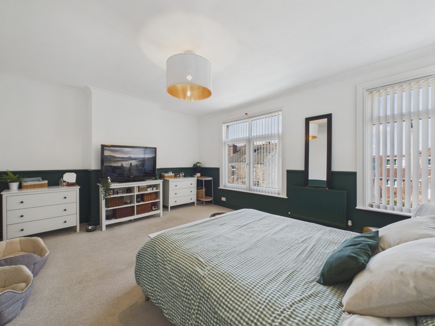 4 bedroom House for Sale Station Road, Treeton